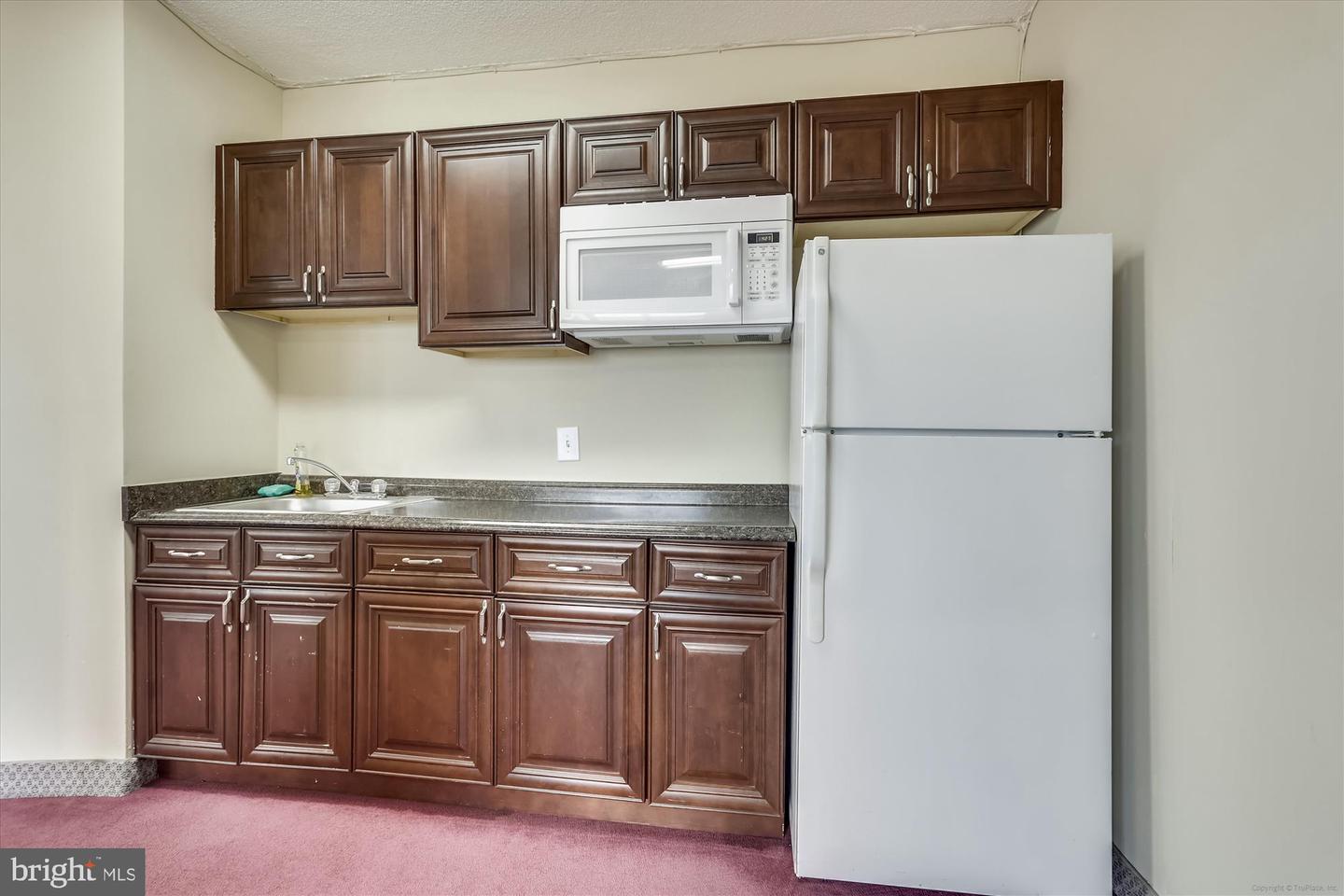 1121 University Blvd W #1008-B