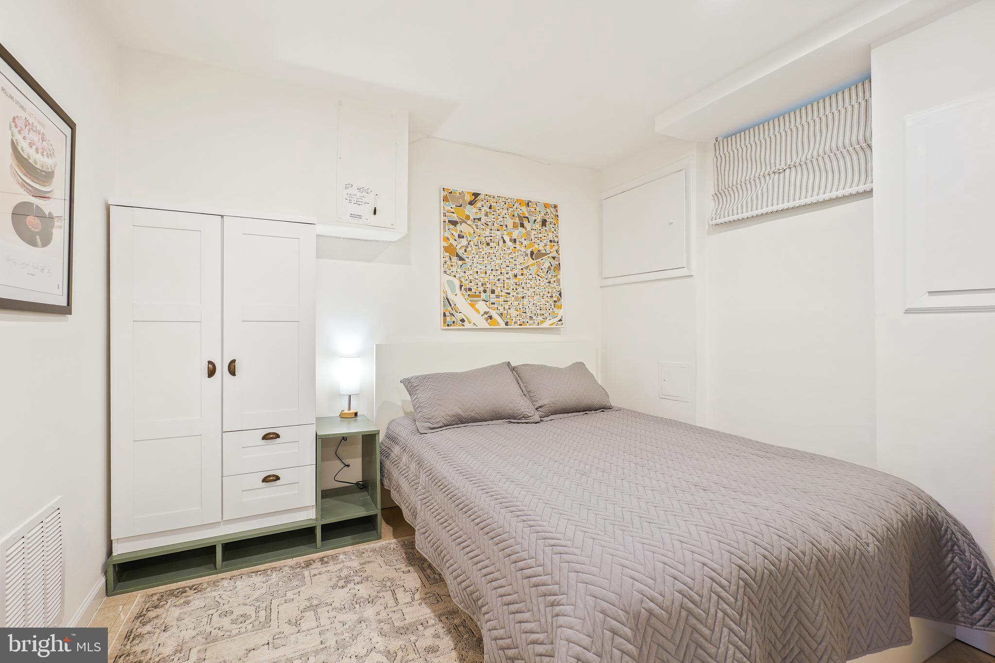 416 Deerfield Ave