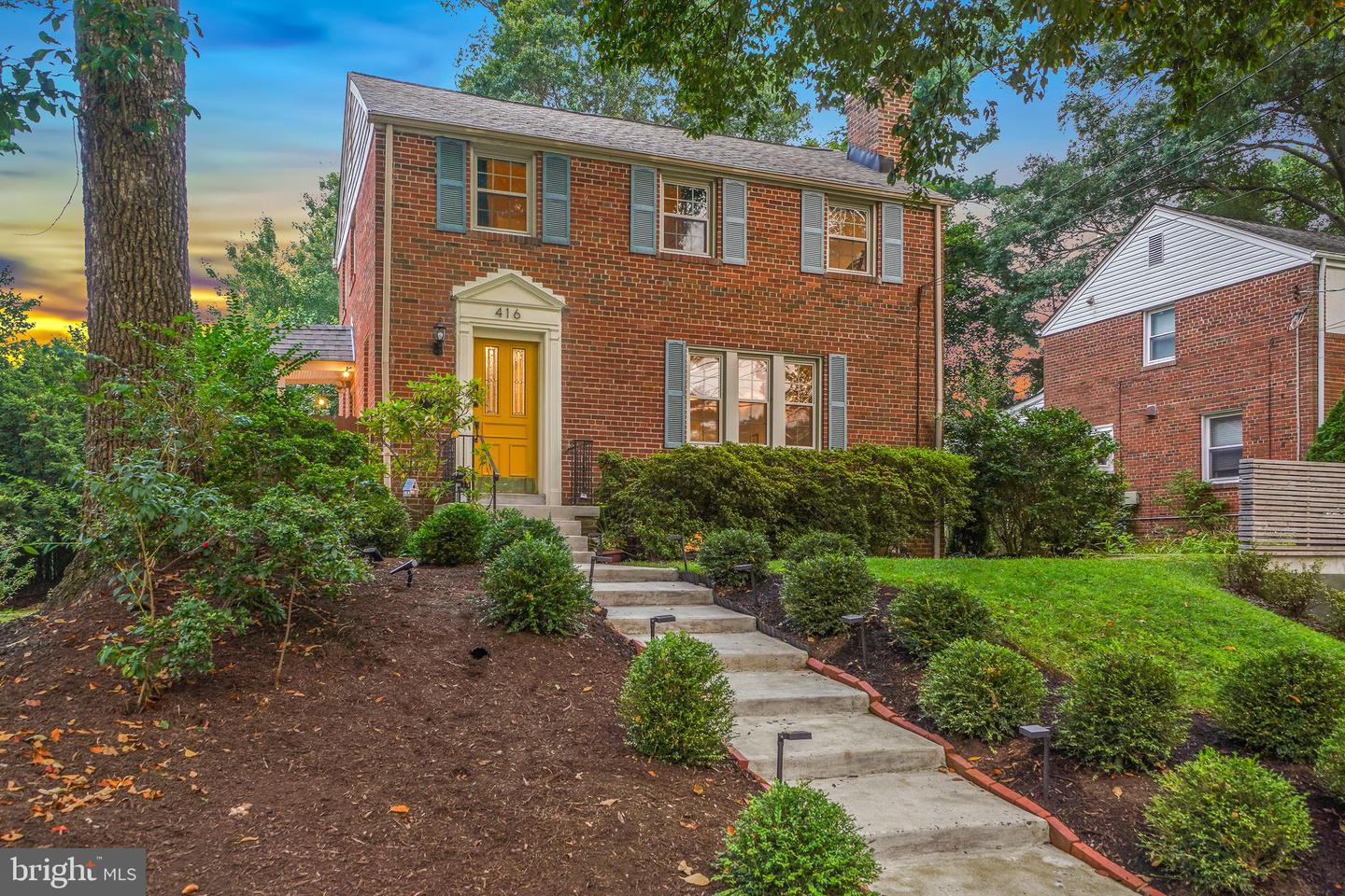 416 Deerfield Ave