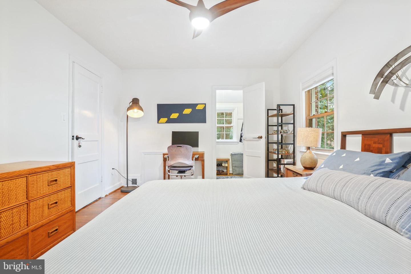 416 Deerfield Ave