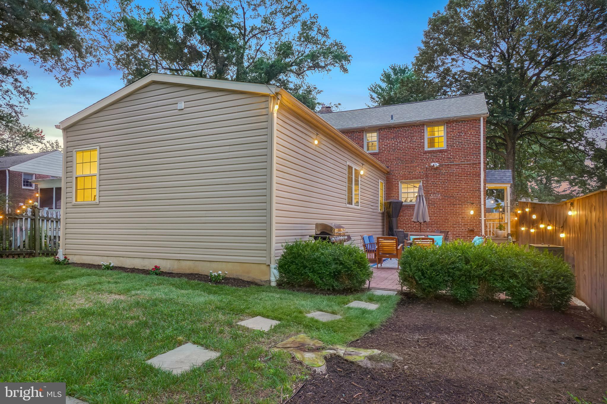 416 Deerfield Ave