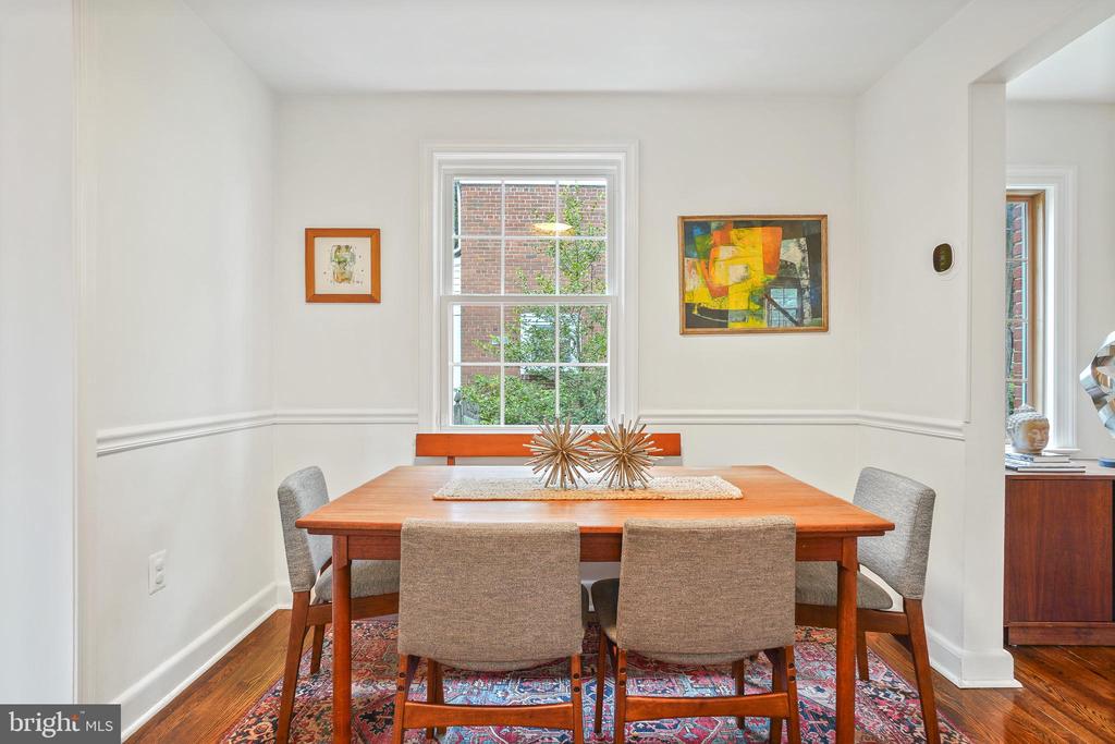 416 Deerfield Ave