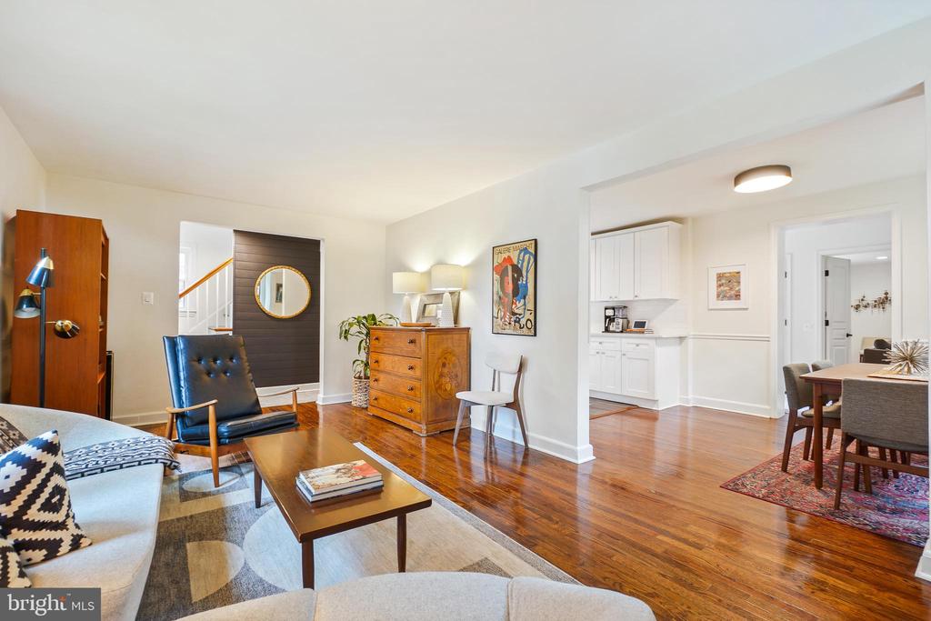 416 Deerfield Ave