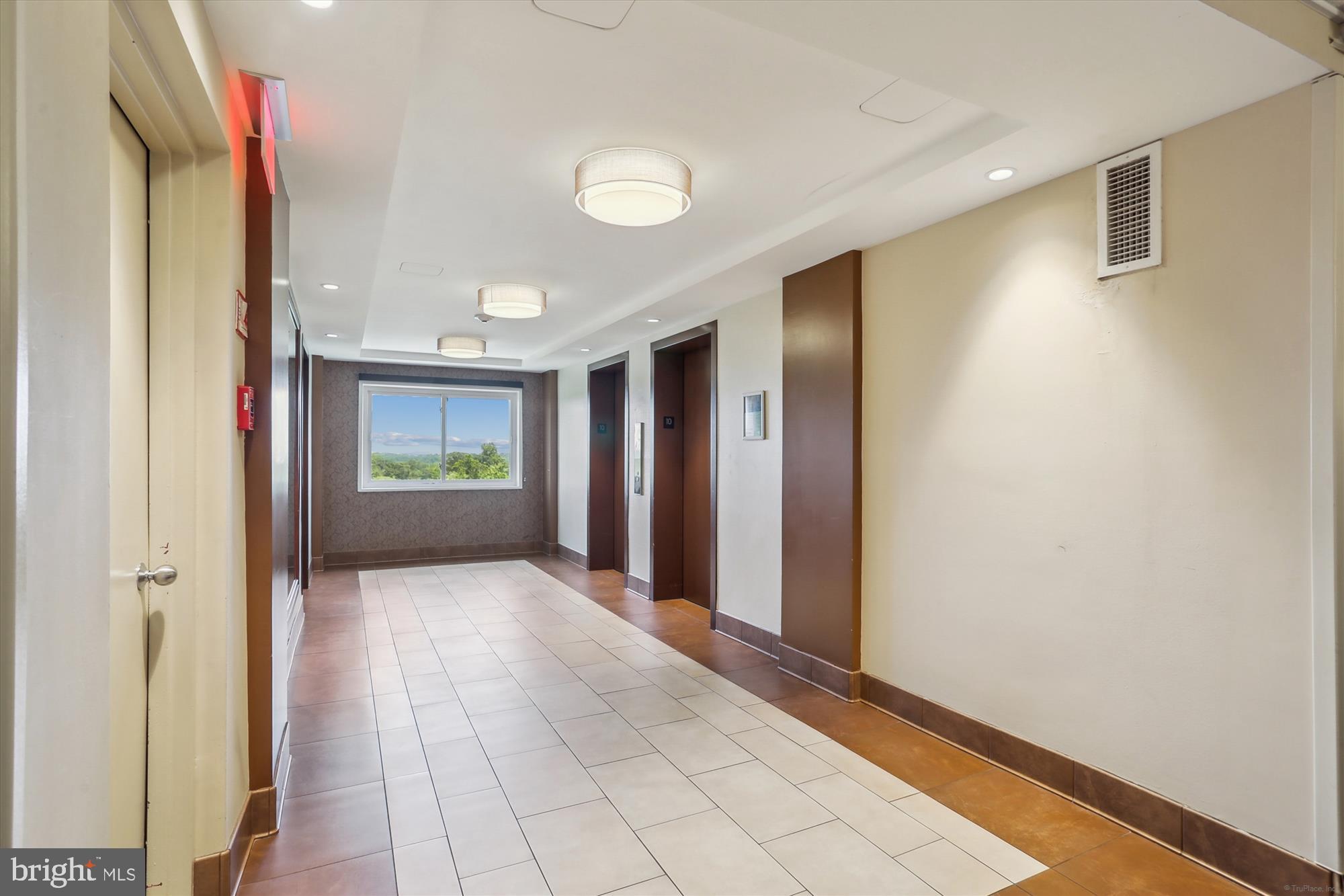 1121 University Blvd W #304-B