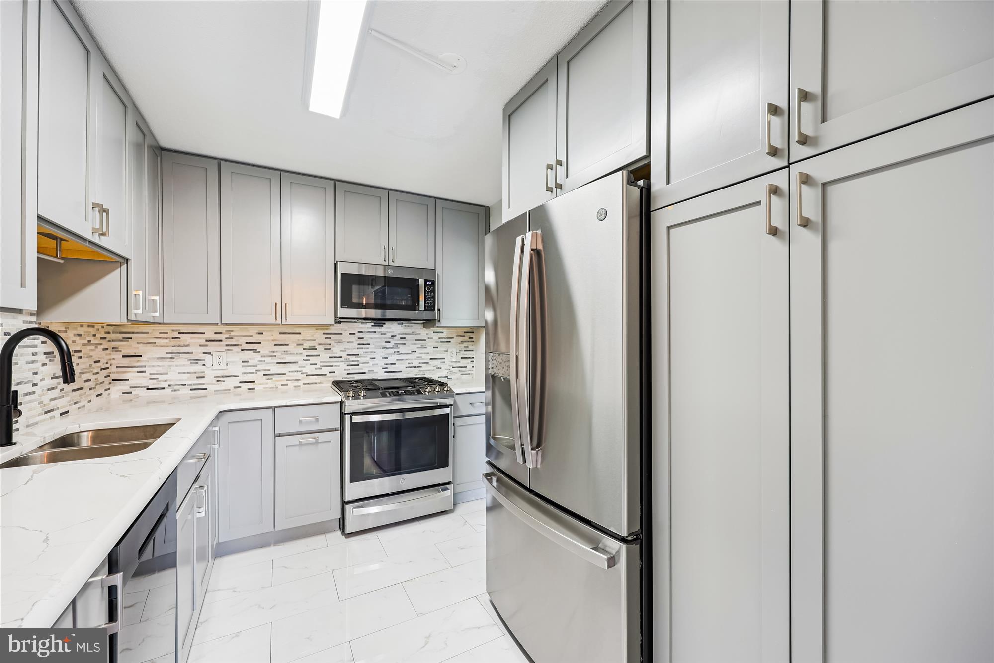 1121 University Blvd W #304-B