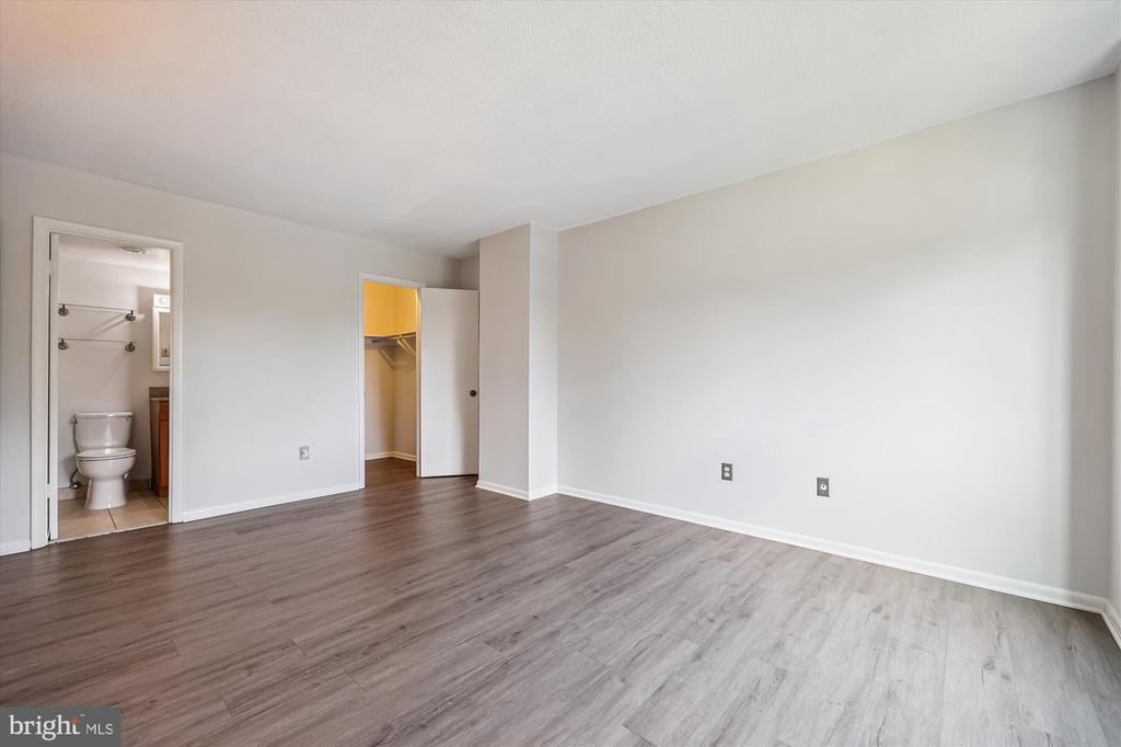 1121 University Blvd W #304-B