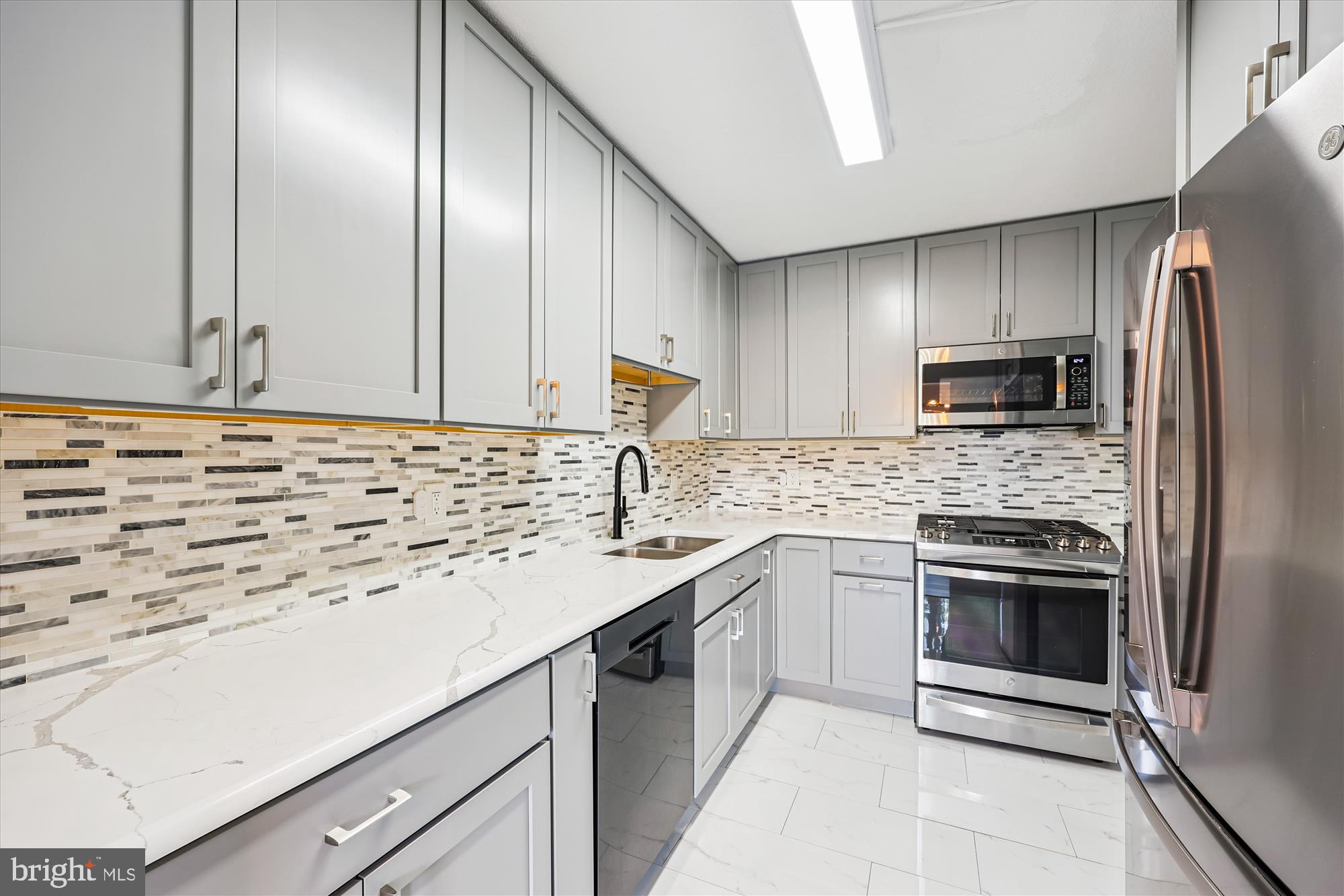 1121 University Blvd W #304-B