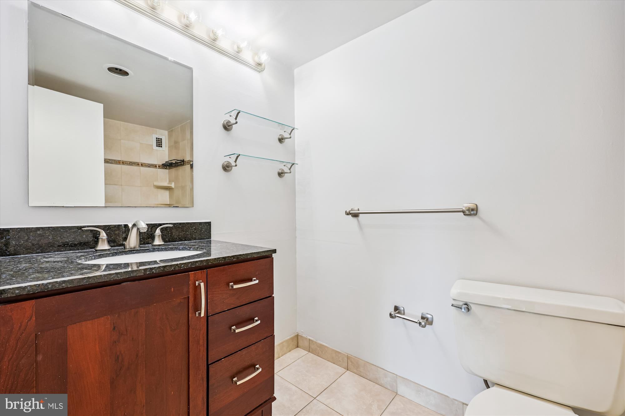 1121 University Blvd W #304-B