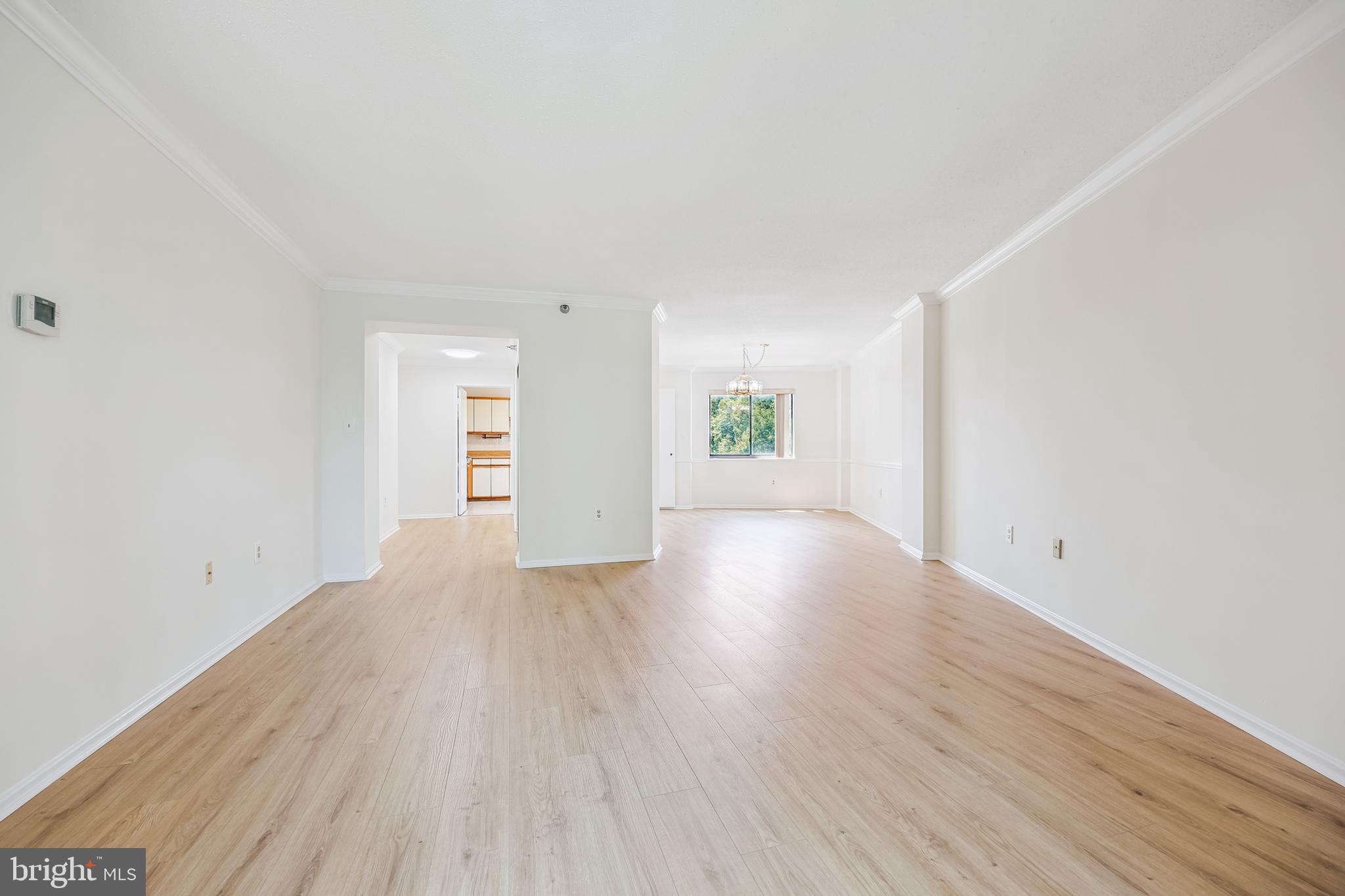 15100 INTERLACHEN DRIVE 4-812