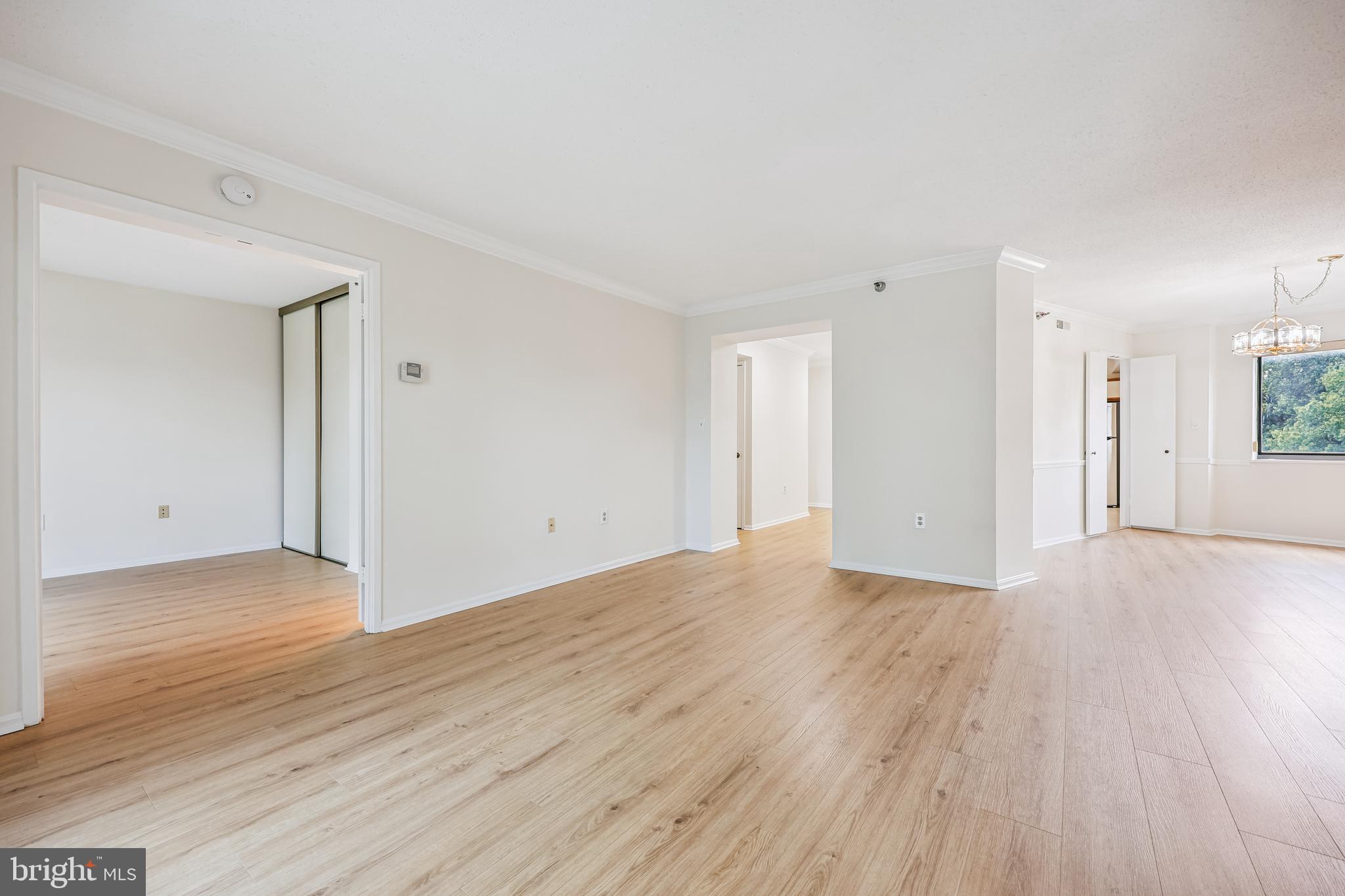 15100 INTERLACHEN DRIVE 4-812