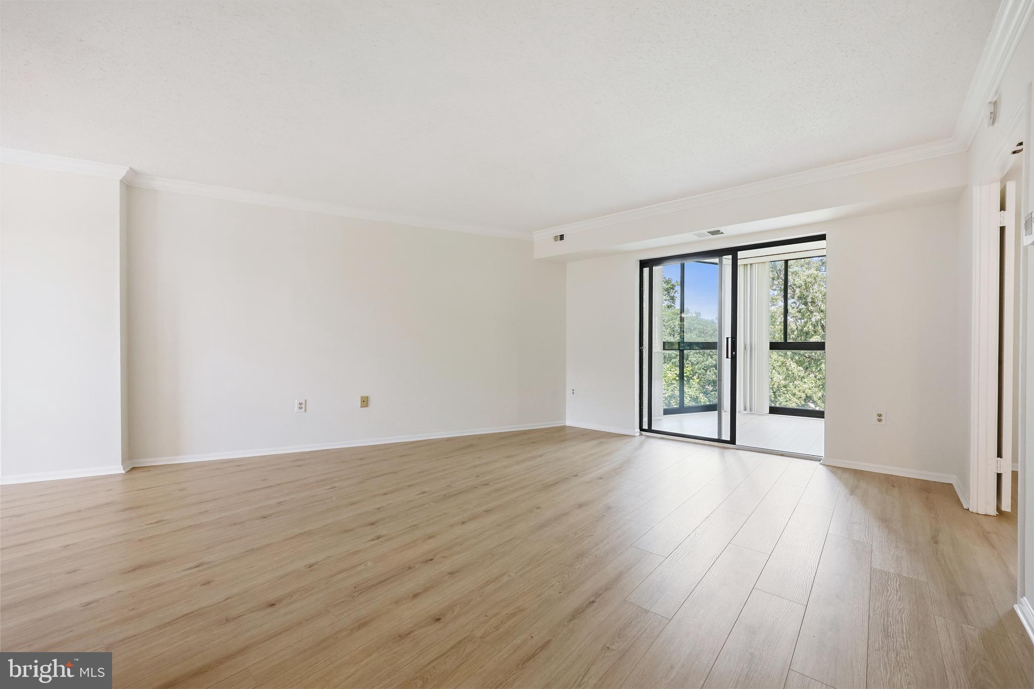 15100 INTERLACHEN DRIVE 4-812