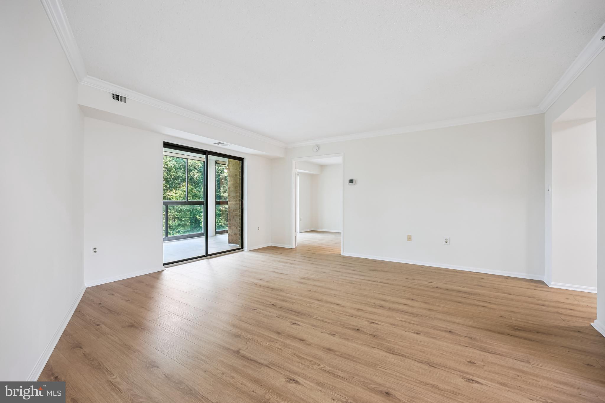 15100 INTERLACHEN DRIVE 4-812