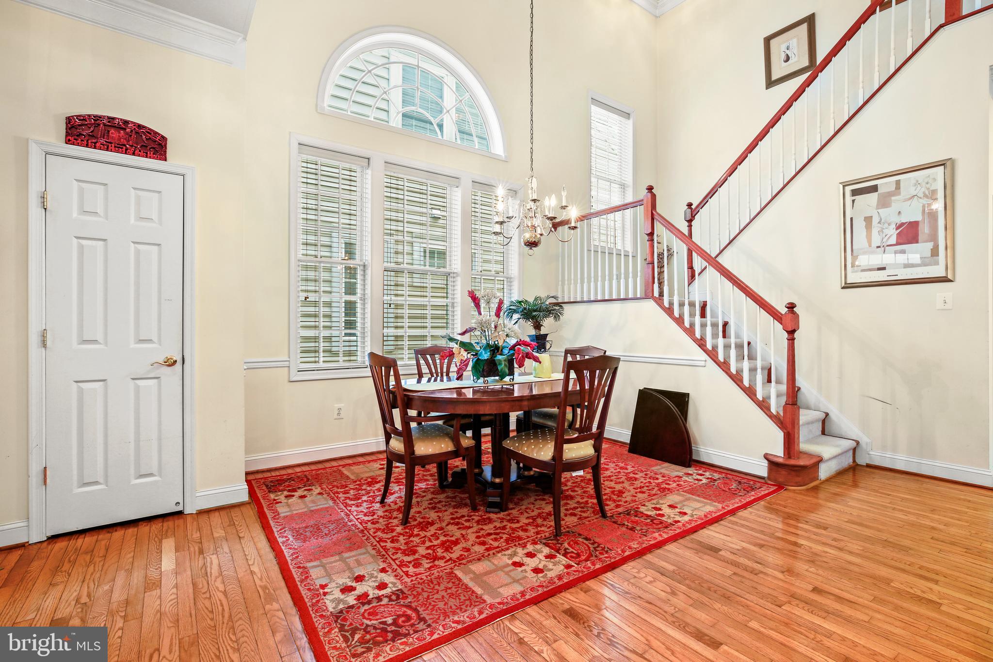 225 SHADOW GLEN COURT