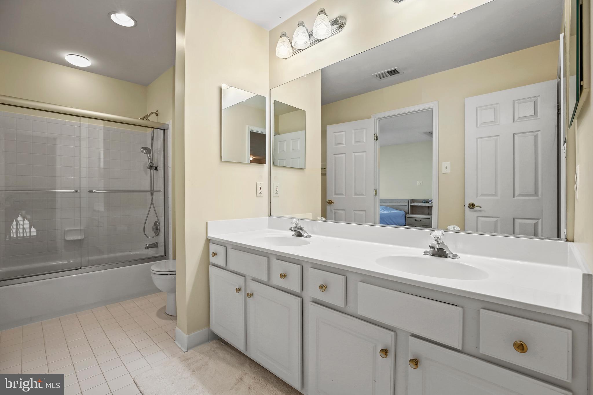 225 SHADOW GLEN COURT