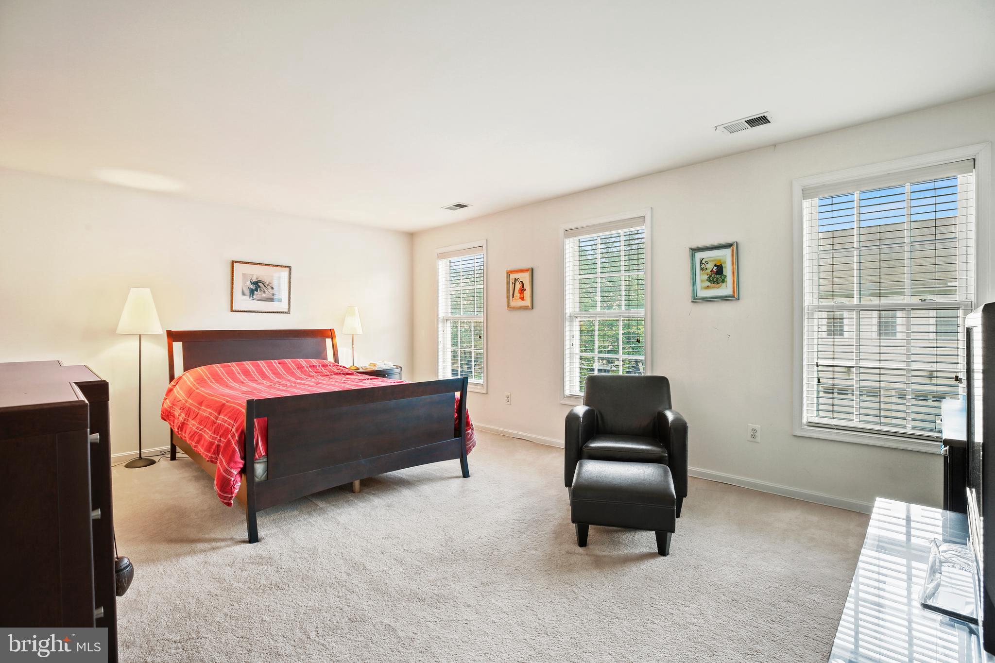 225 SHADOW GLEN COURT
