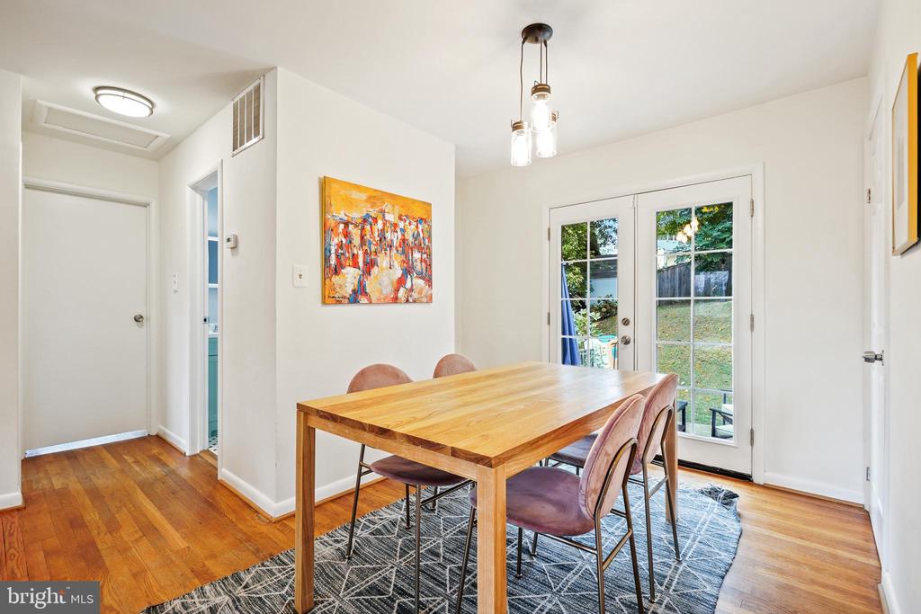 11421 SHERRIE LANE