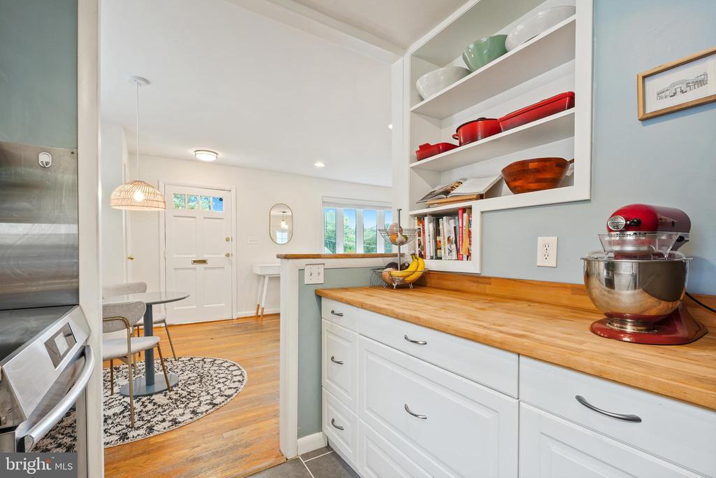 11421 SHERRIE LANE