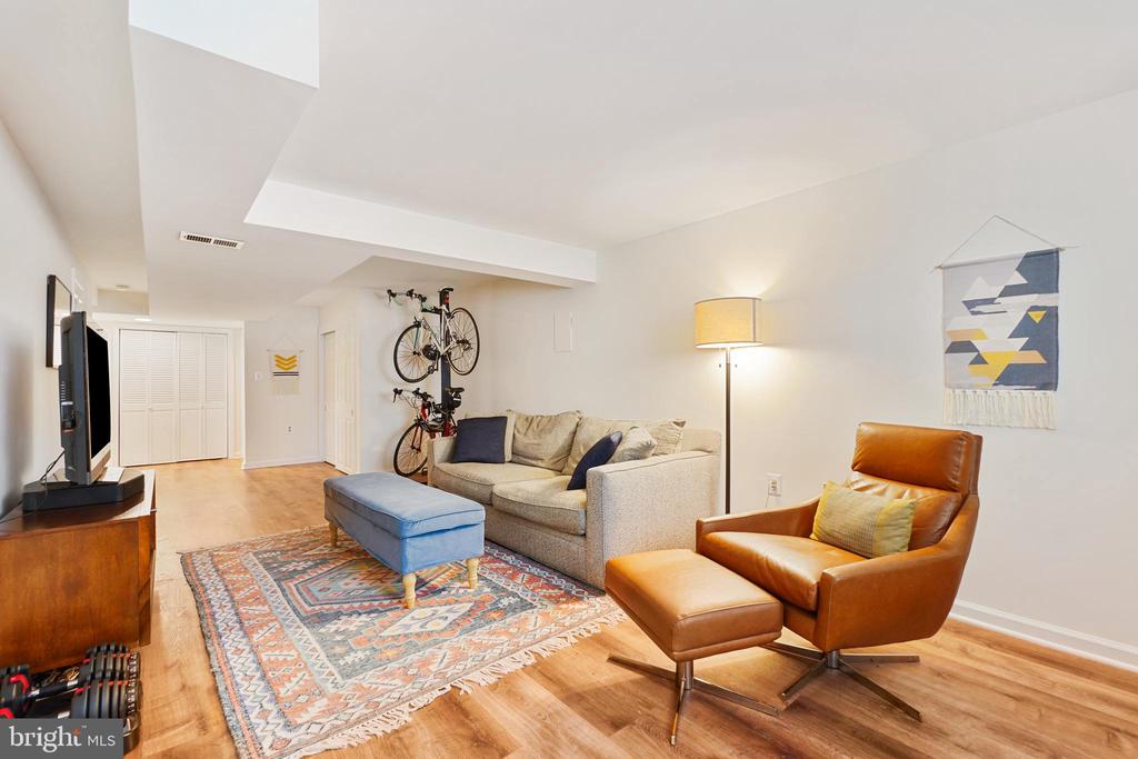 11421 SHERRIE LANE