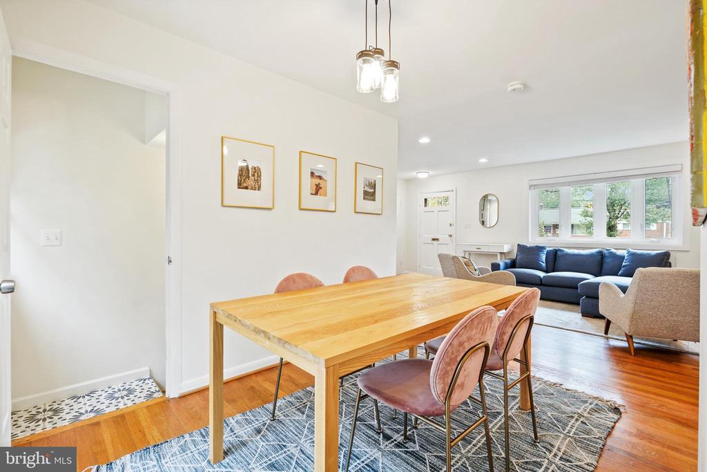 11421 SHERRIE LANE