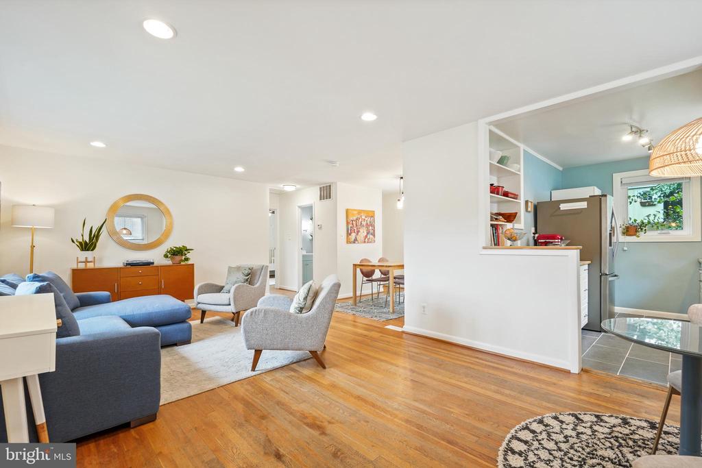 11421 SHERRIE LANE