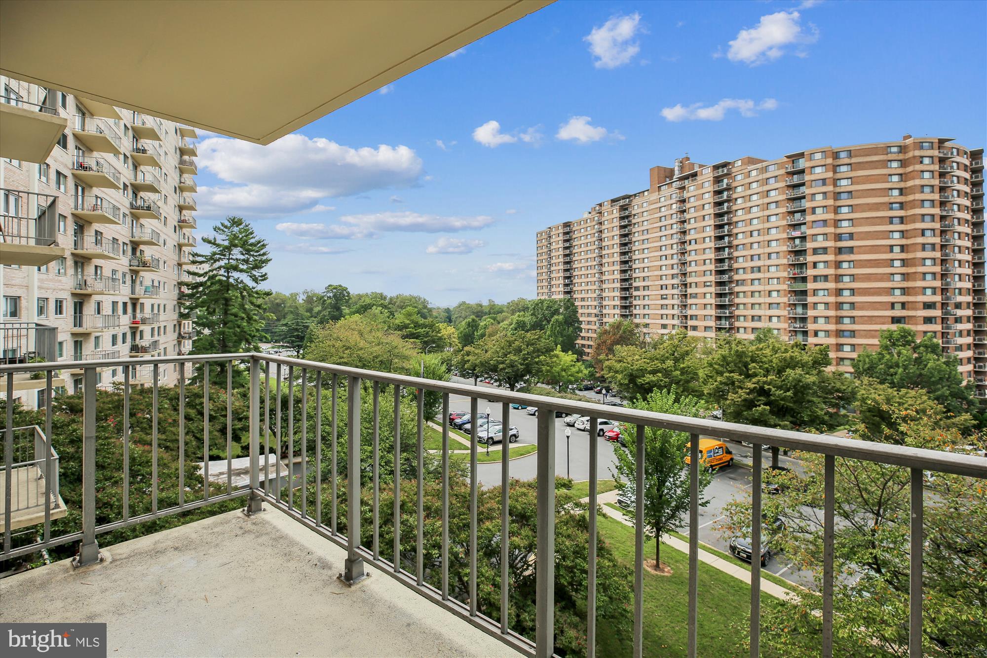 1121 UNIVERSITY BOULEVARD W 513-B