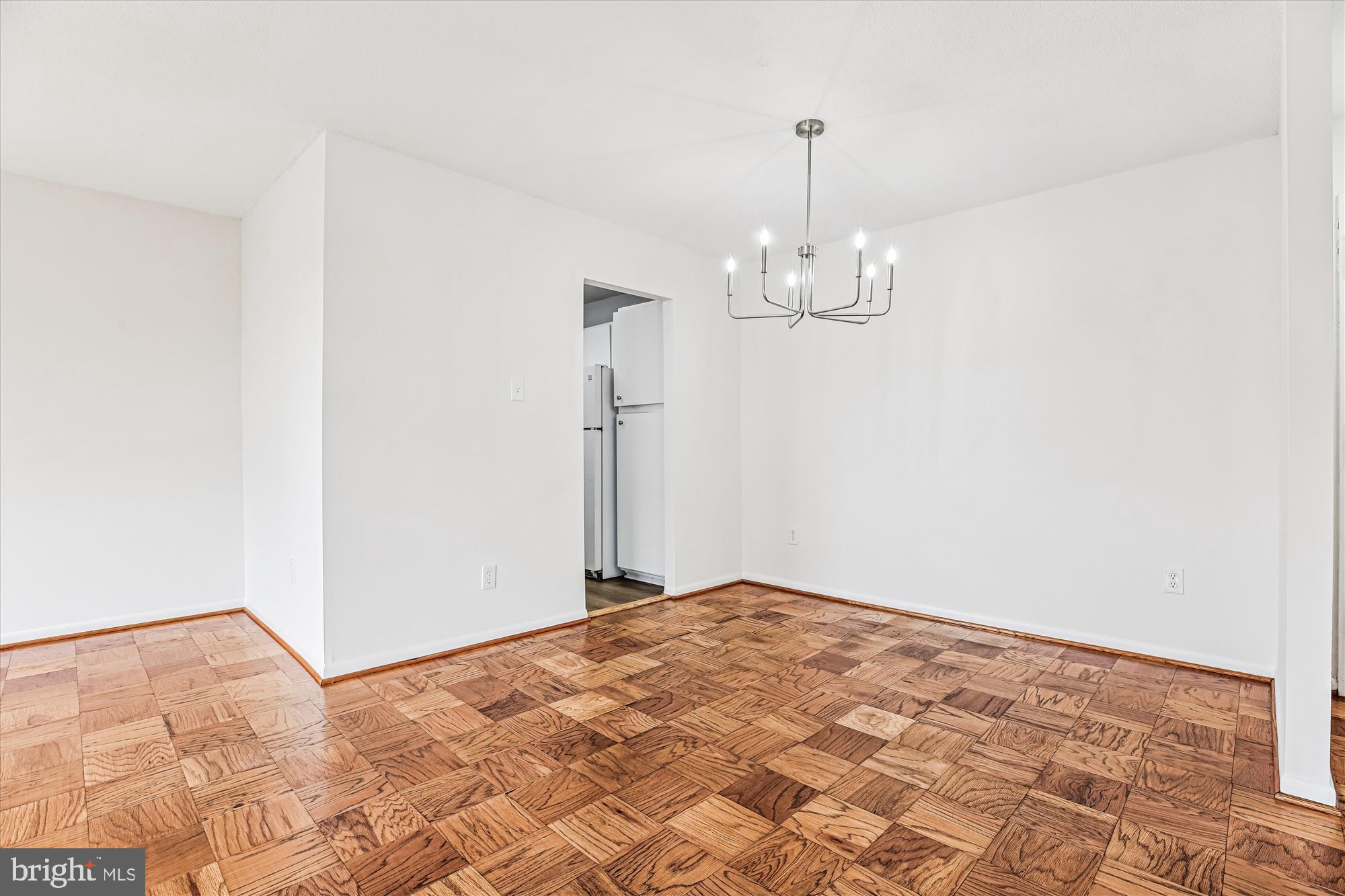 1121 UNIVERSITY BOULEVARD W 513-B