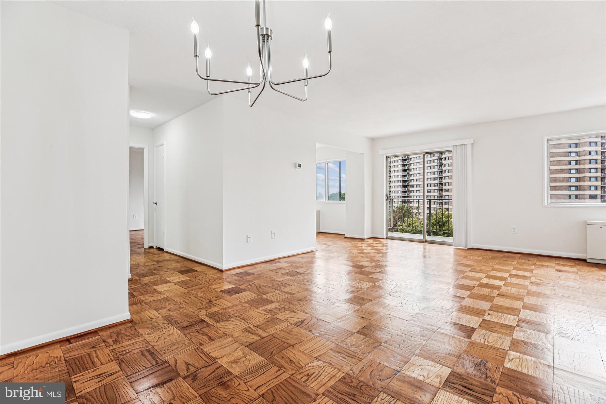 1121 UNIVERSITY BOULEVARD W 513-B