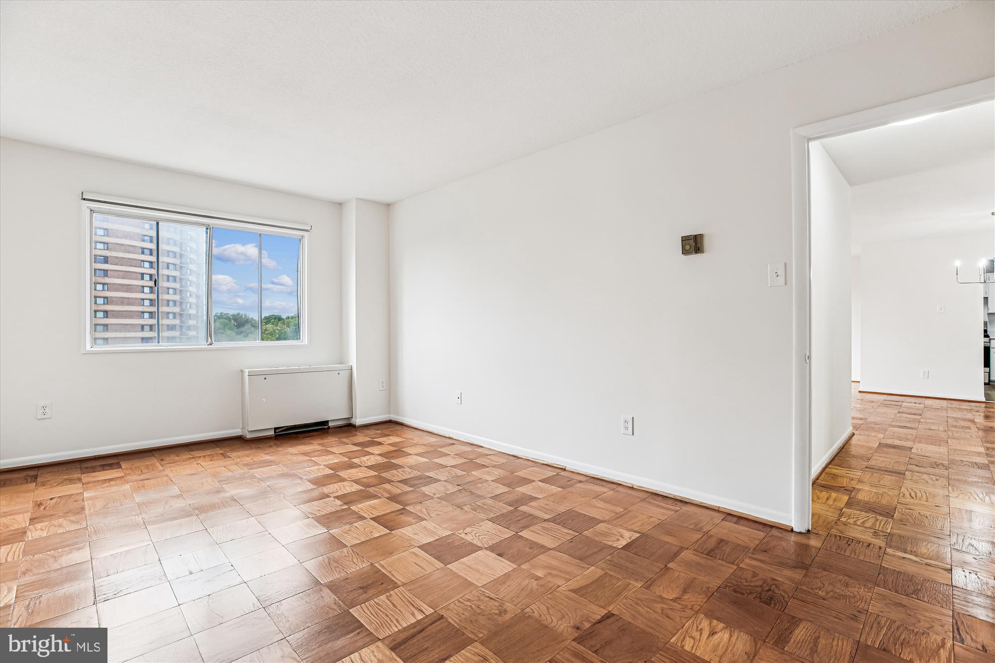 1121 UNIVERSITY BOULEVARD W 513-B