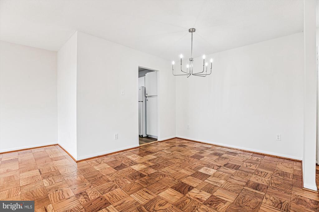 1121 UNIVERSITY BOULEVARD W 513-B