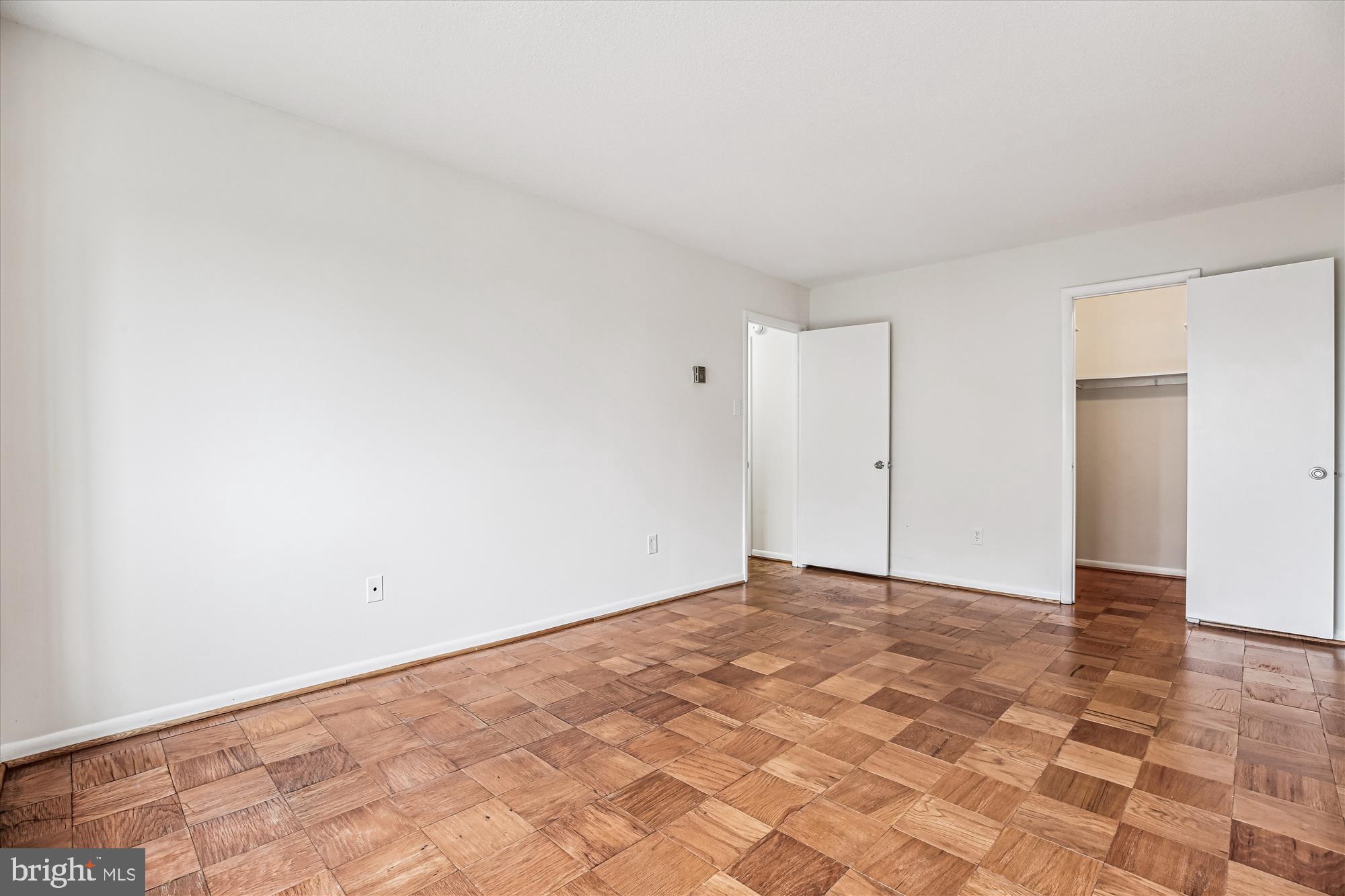 1121 UNIVERSITY BOULEVARD W 513-B