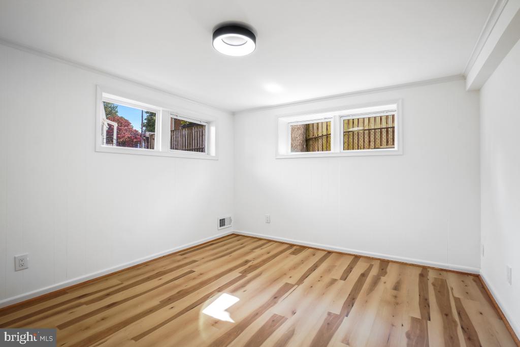 10019 GREENOCK ROAD