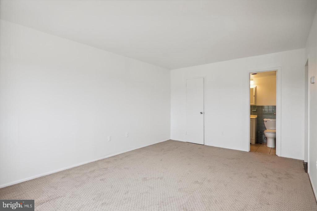 1111 UNIVERSITY BOULEVARD W 1003