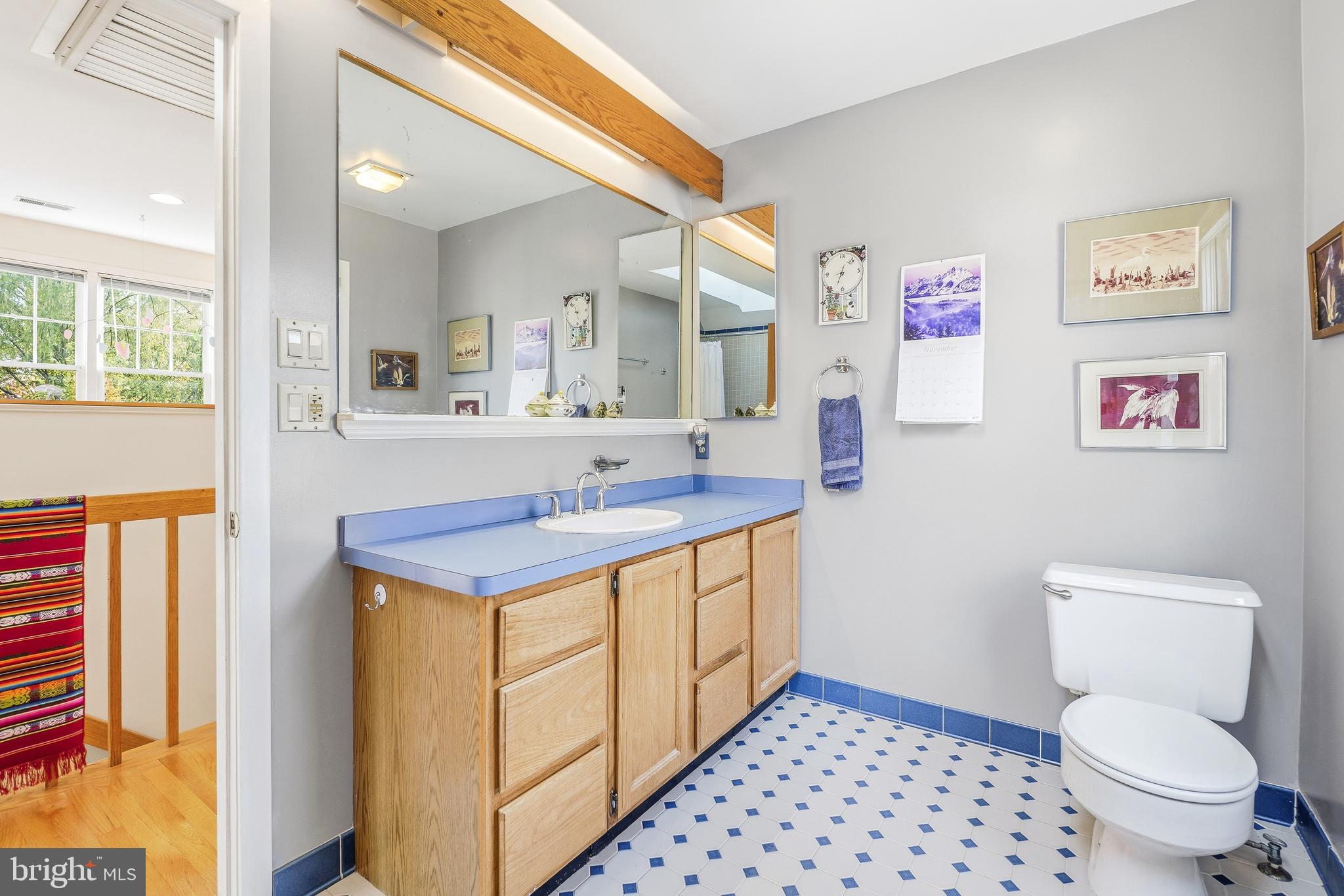 7013 SYCAMORE AVENUE