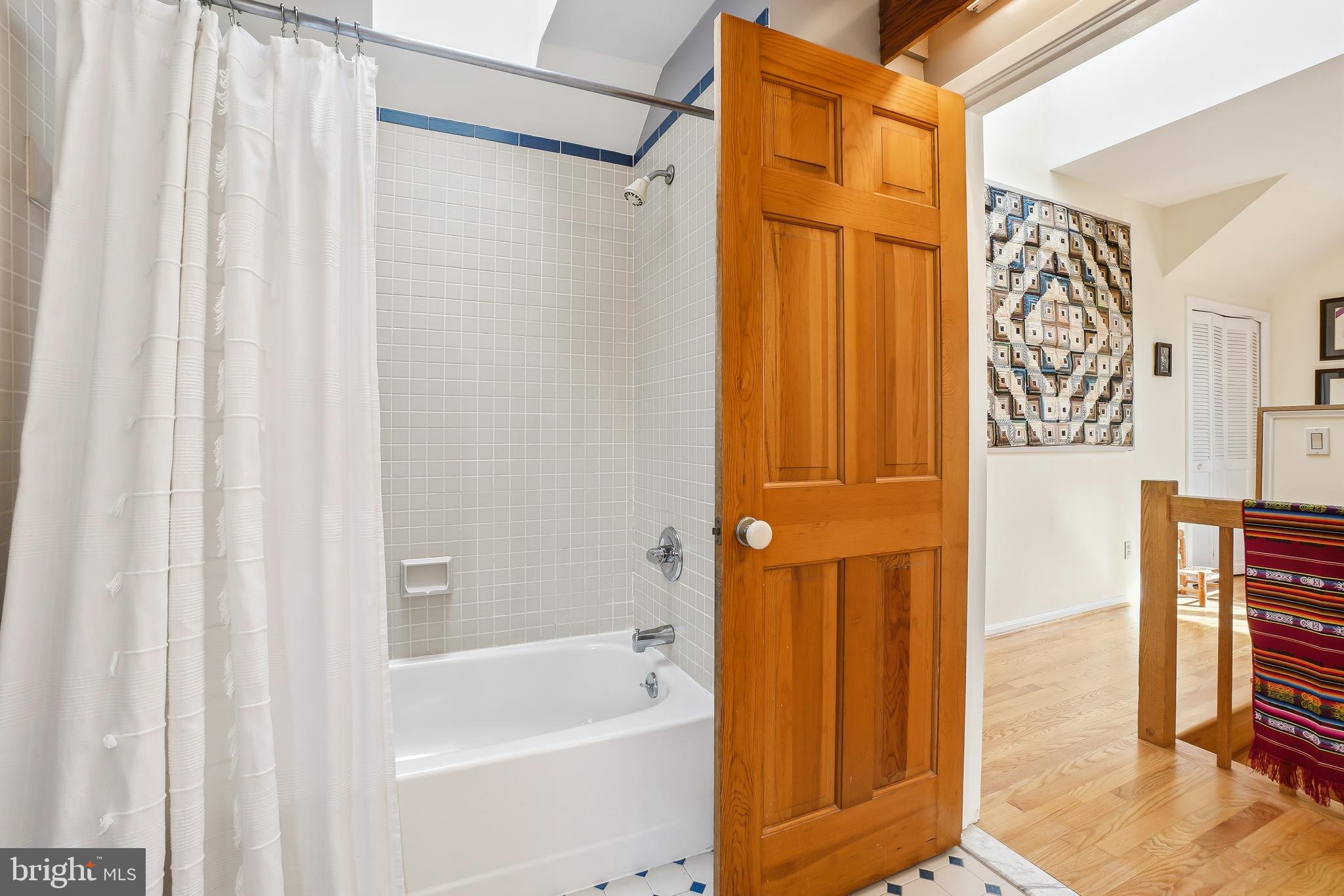 7013 SYCAMORE AVENUE