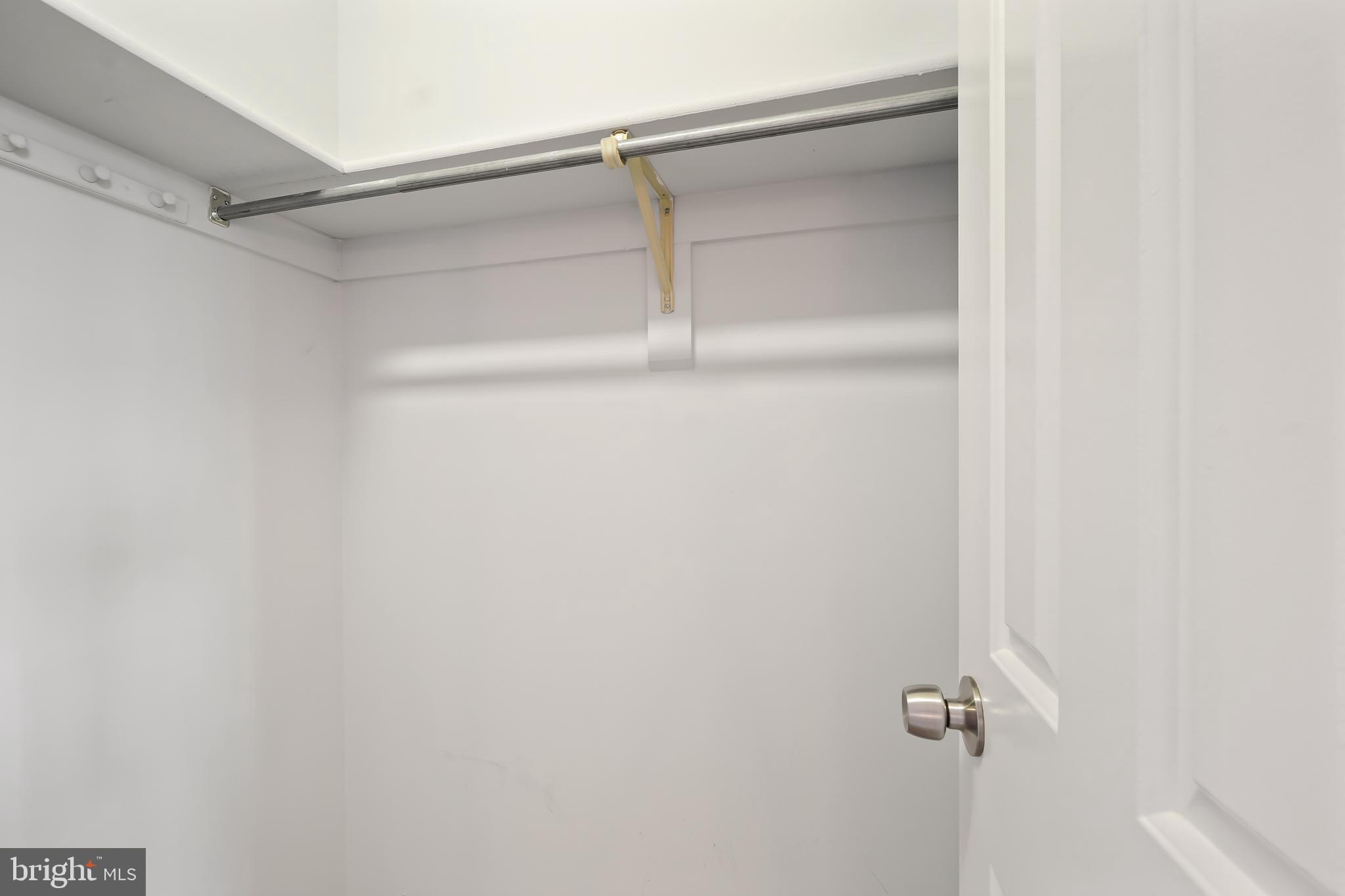 10 MARTINS SQUARE LANE