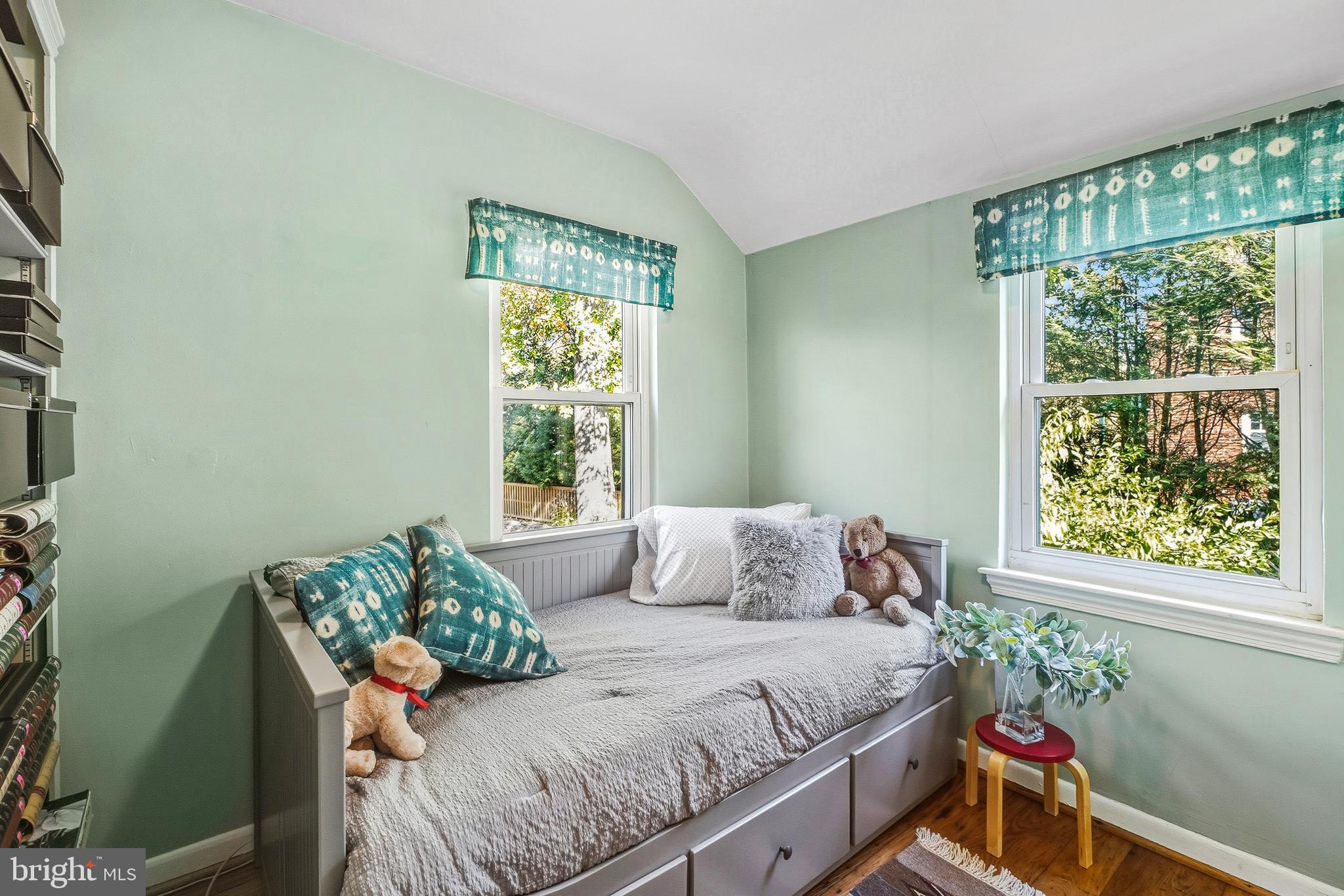 2907 FORSYTHE AVENUE