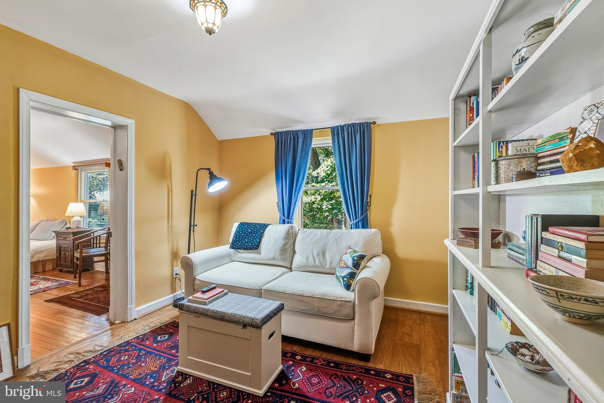 2907 FORSYTHE AVENUE