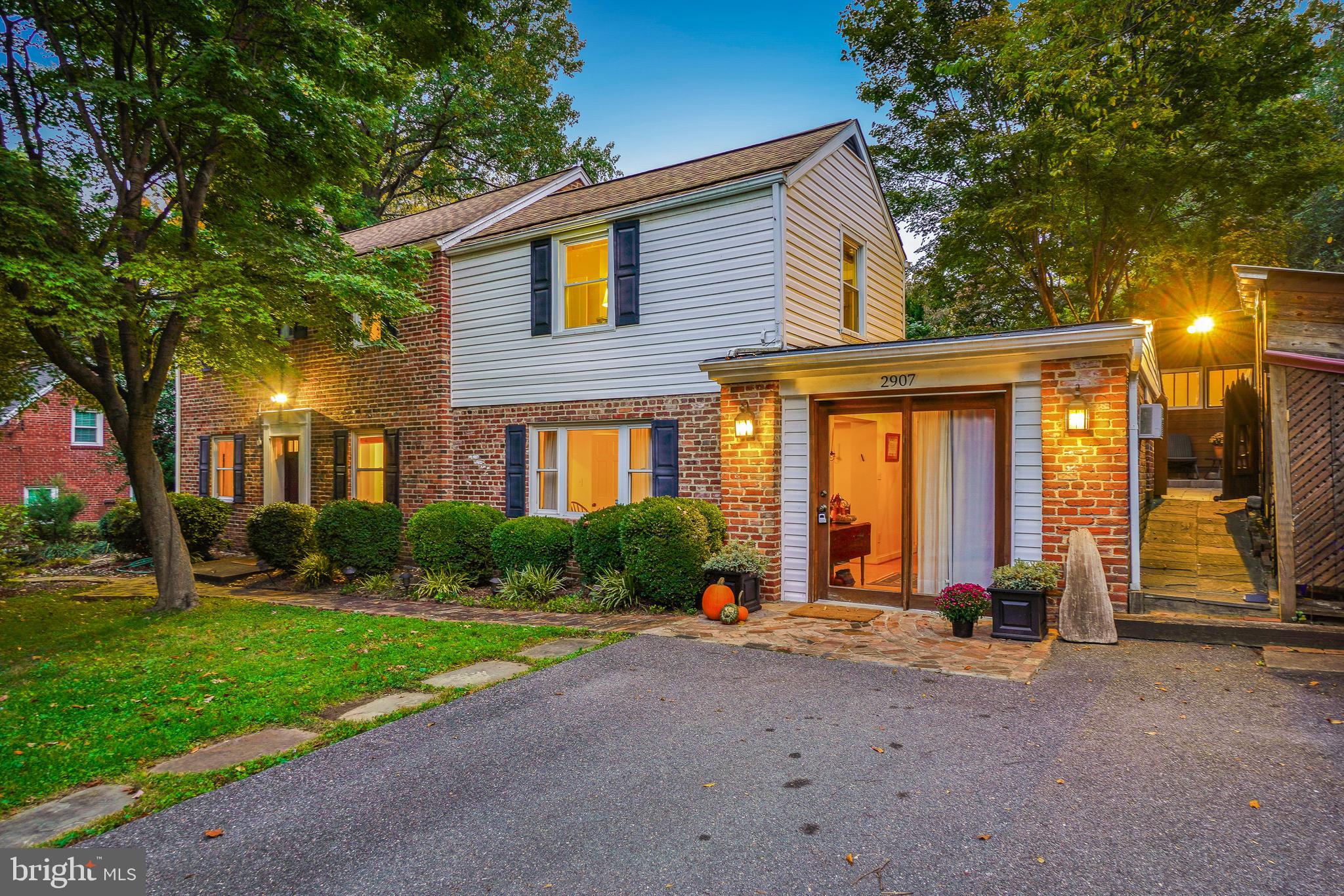 2907 FORSYTHE AVENUE