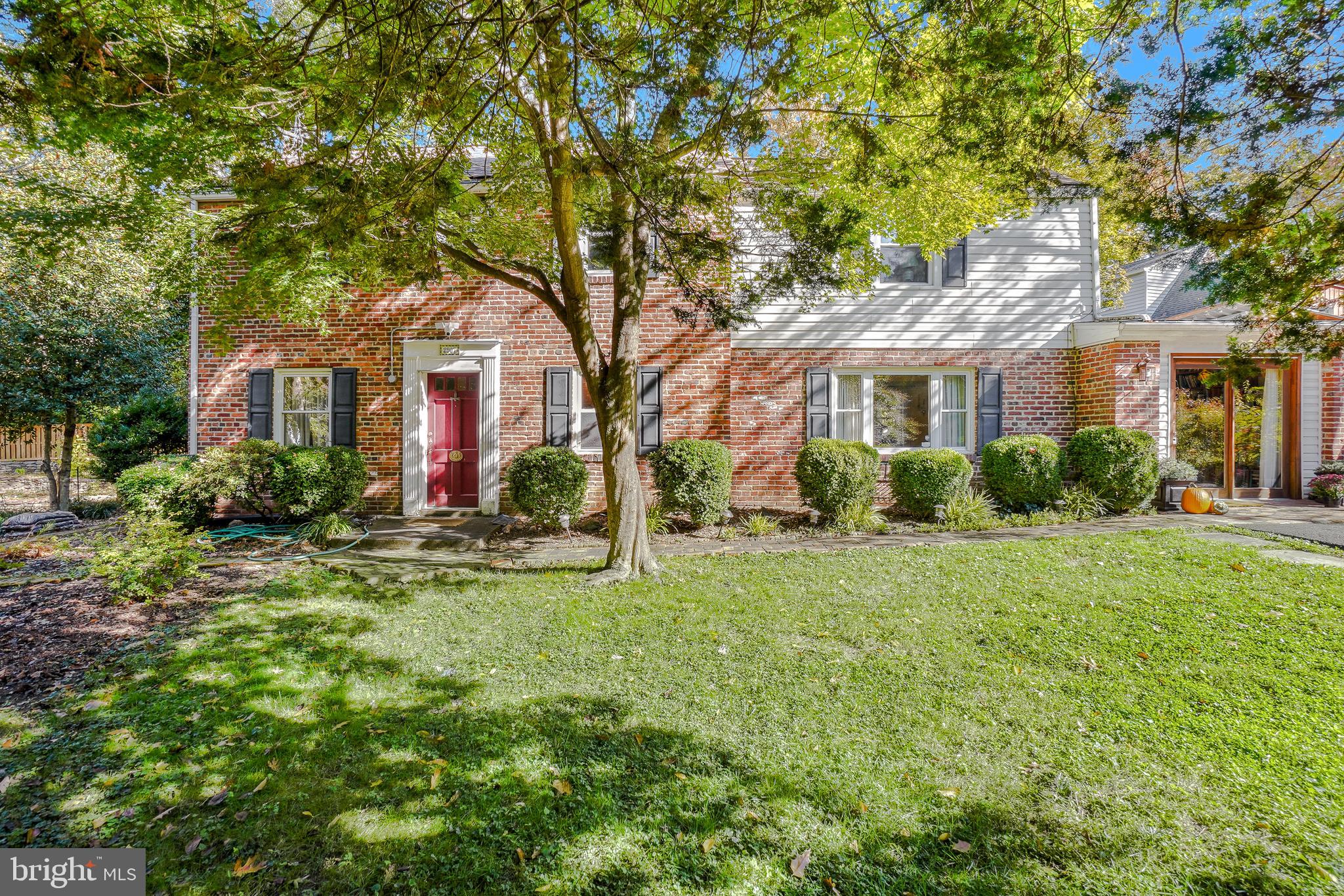 2907 FORSYTHE AVENUE