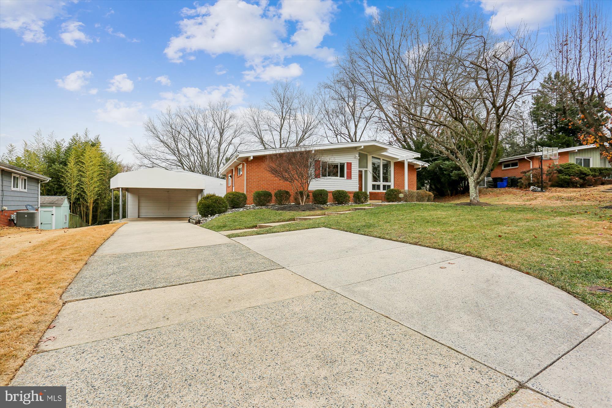 11509 LAMBERTON COURT