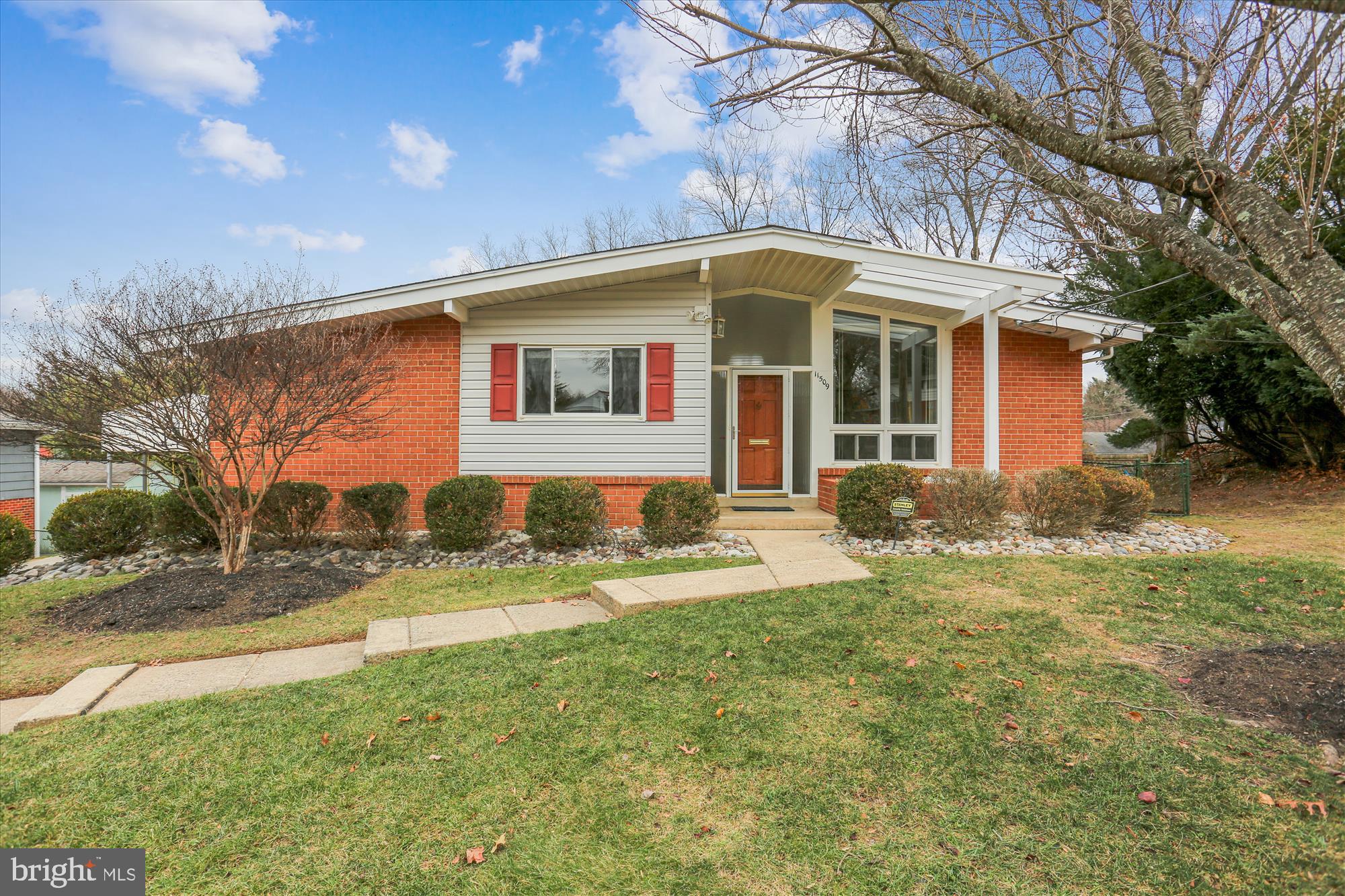 11509 LAMBERTON COURT