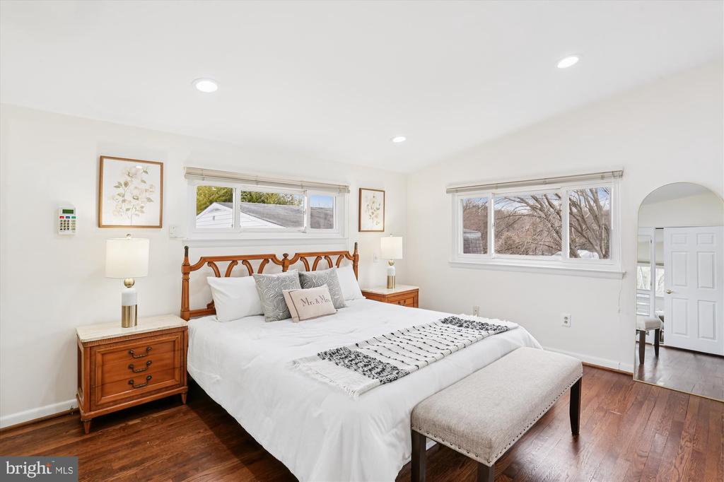 11509 LAMBERTON COURT