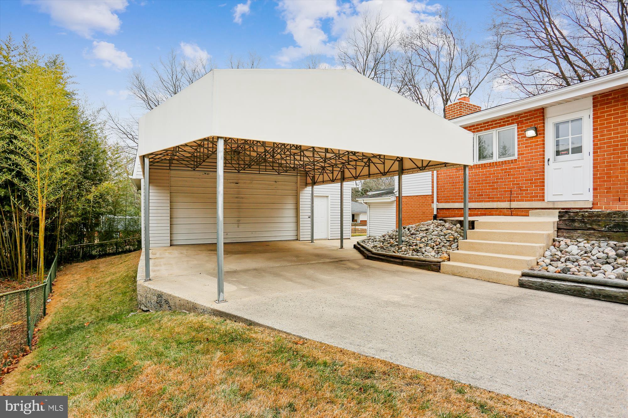 11509 LAMBERTON COURT