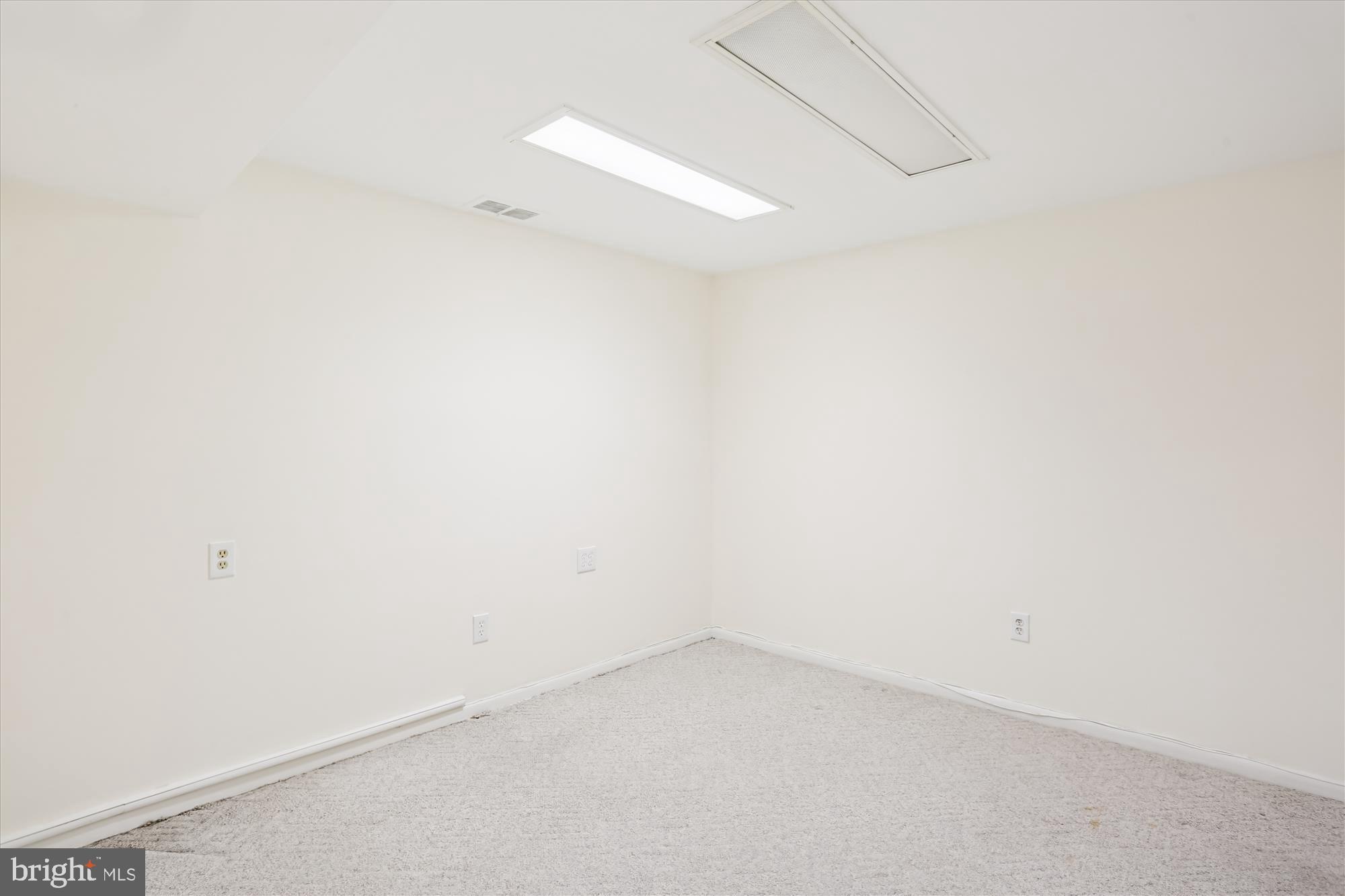 11509 LAMBERTON COURT