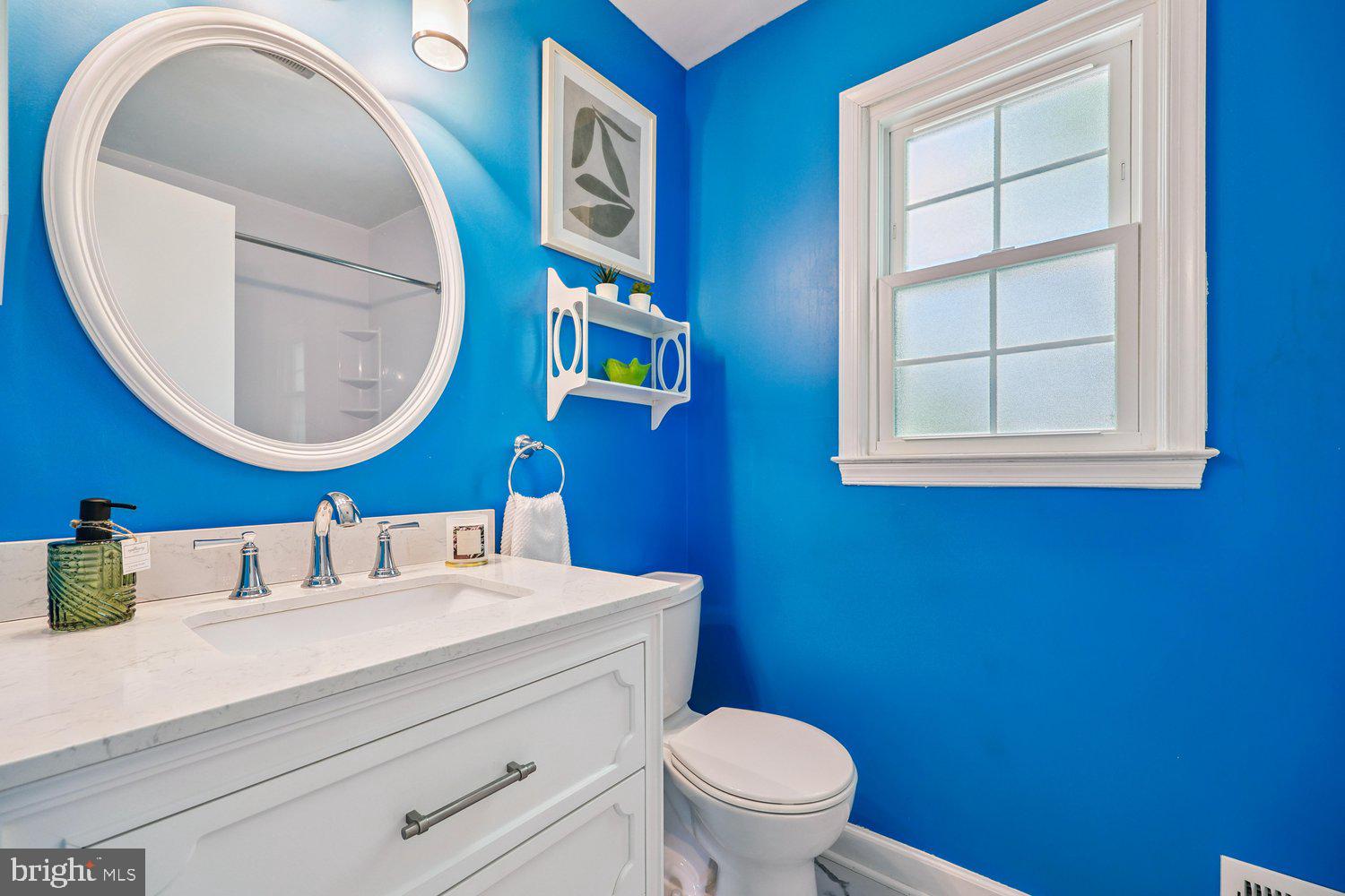 1604 WINDING WAYE LANE