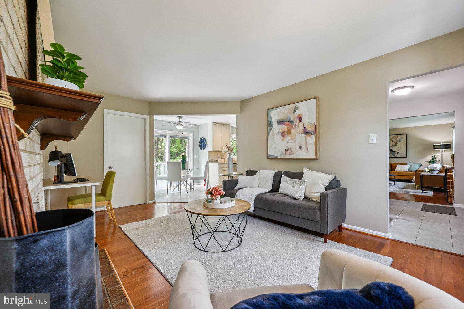 1604 WINDING WAYE LANE