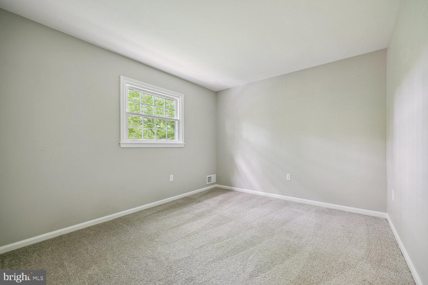 1604 WINDING WAYE LANE