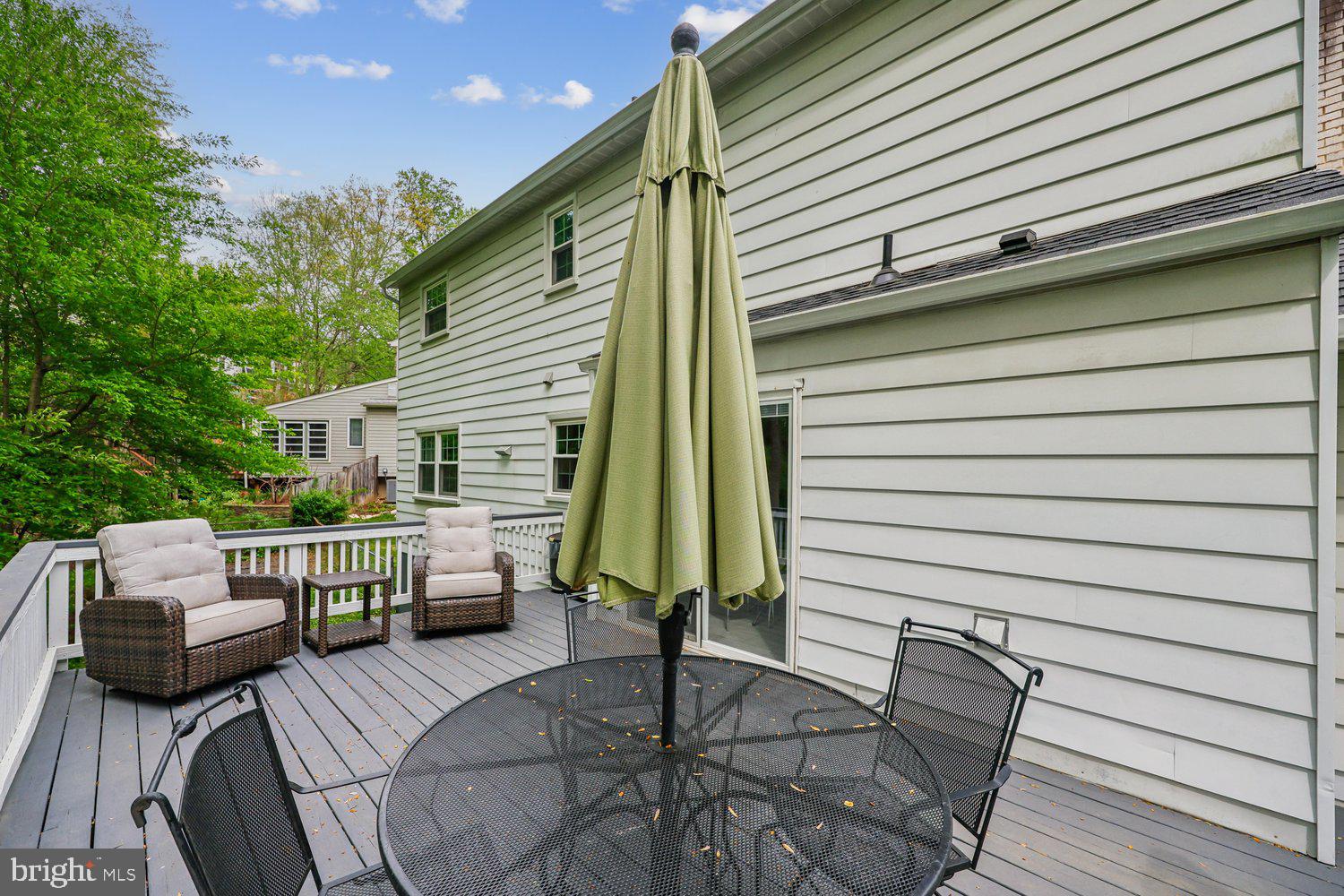 1604 WINDING WAYE LANE