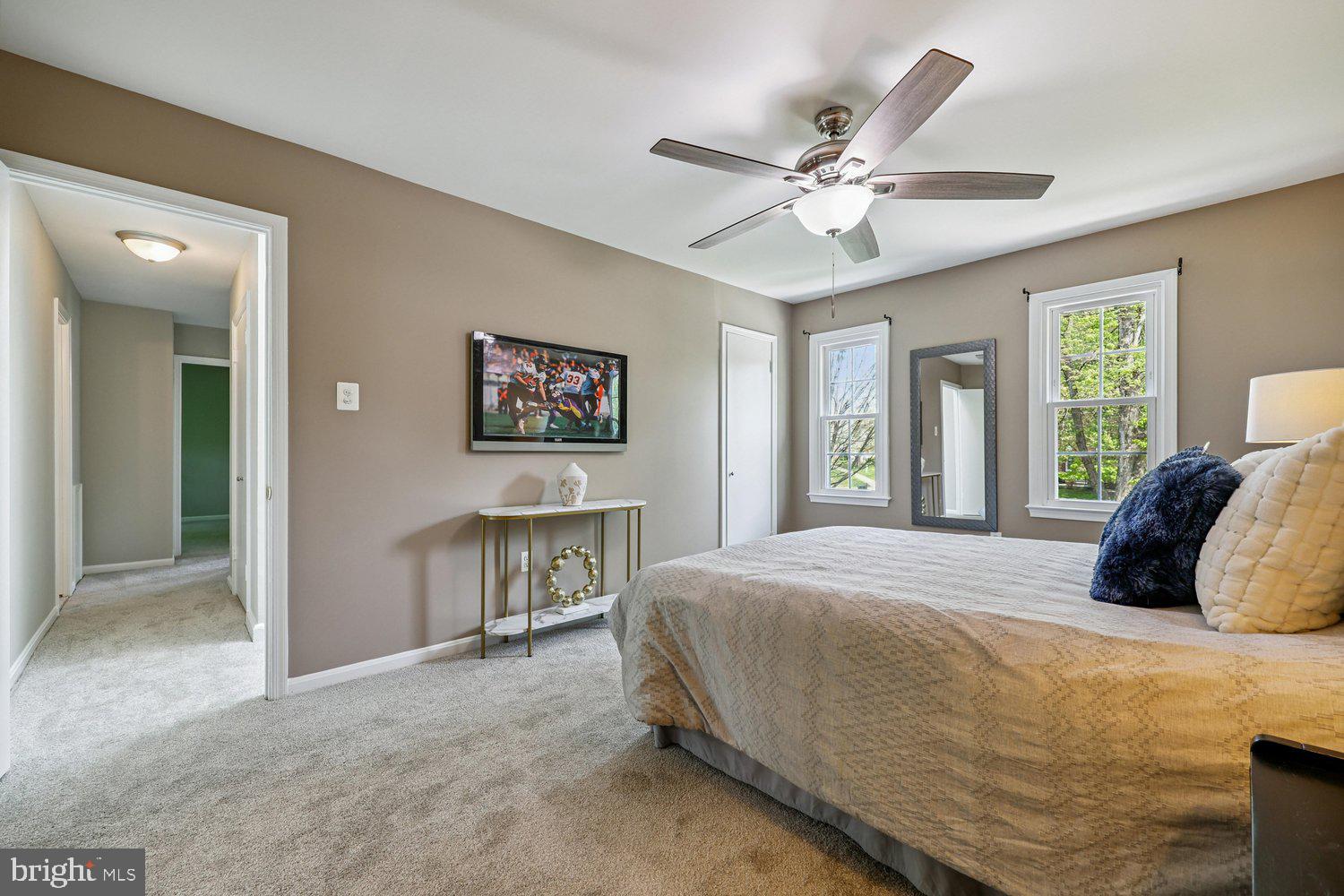 1604 WINDING WAYE LANE