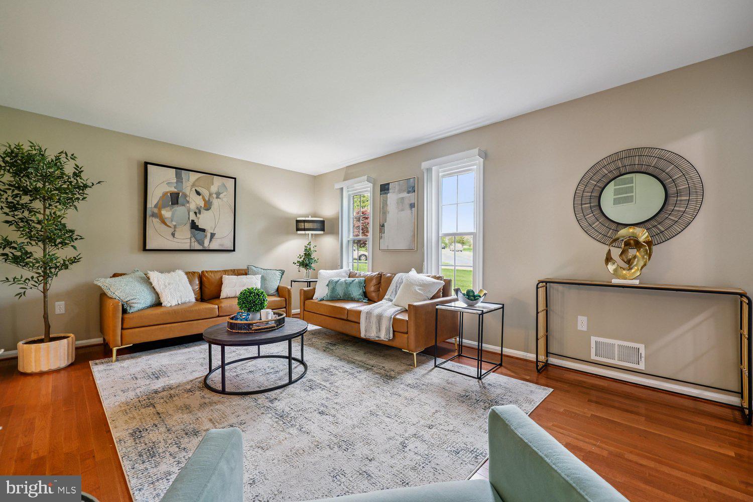 1604 WINDING WAYE LANE